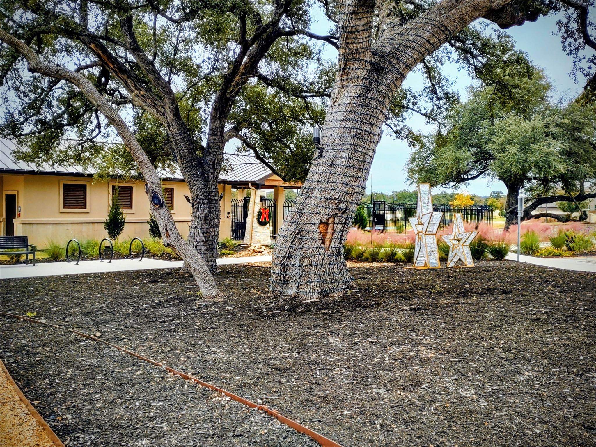 1036 View Dr, Georgetown, TX 78628