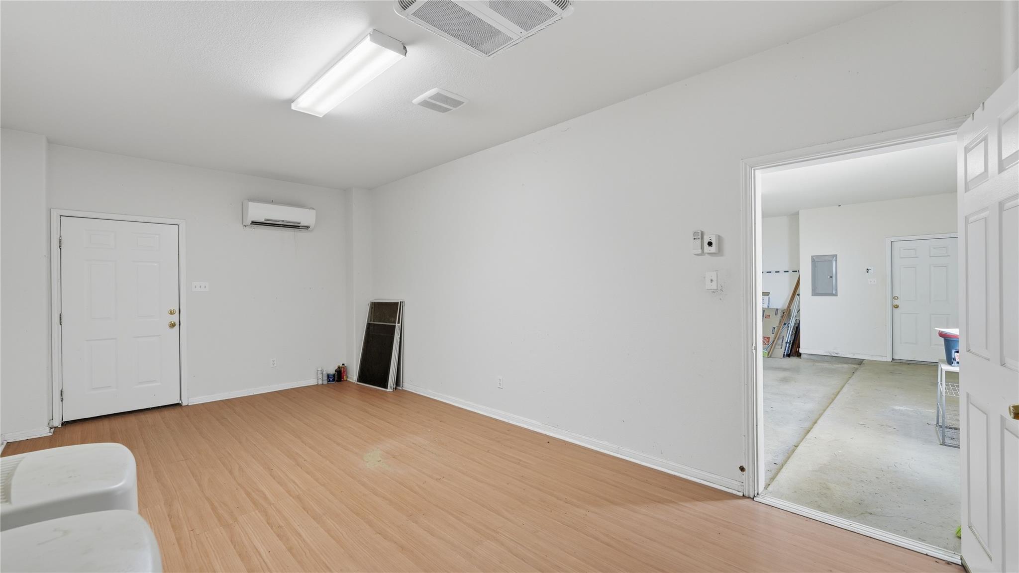 15620 Harry Lind Rd, Elgin, TX 78621