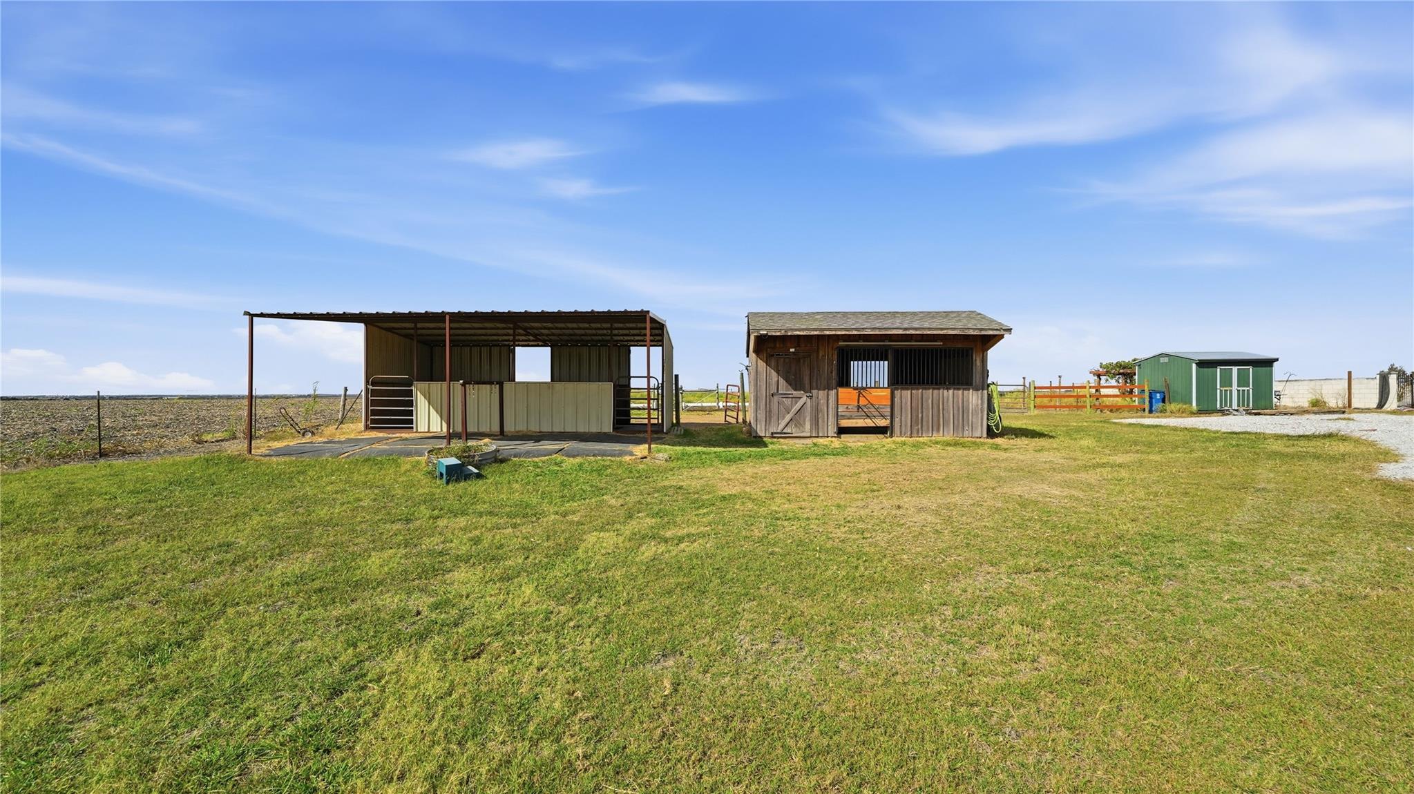 15620 Harry Lind Rd, Elgin, TX 78621