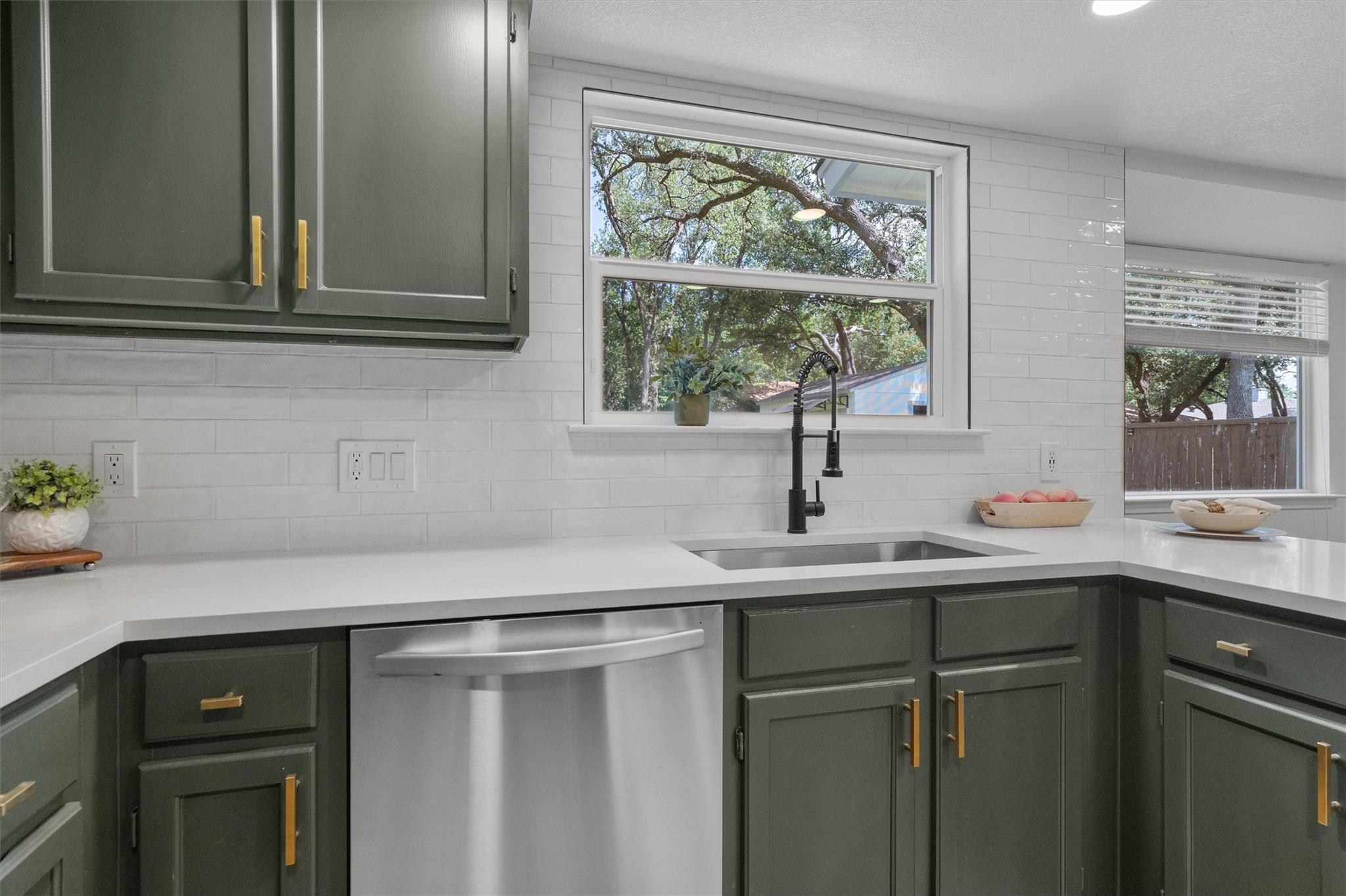 9730 Anderson Village Dr, Austin, TX 78729