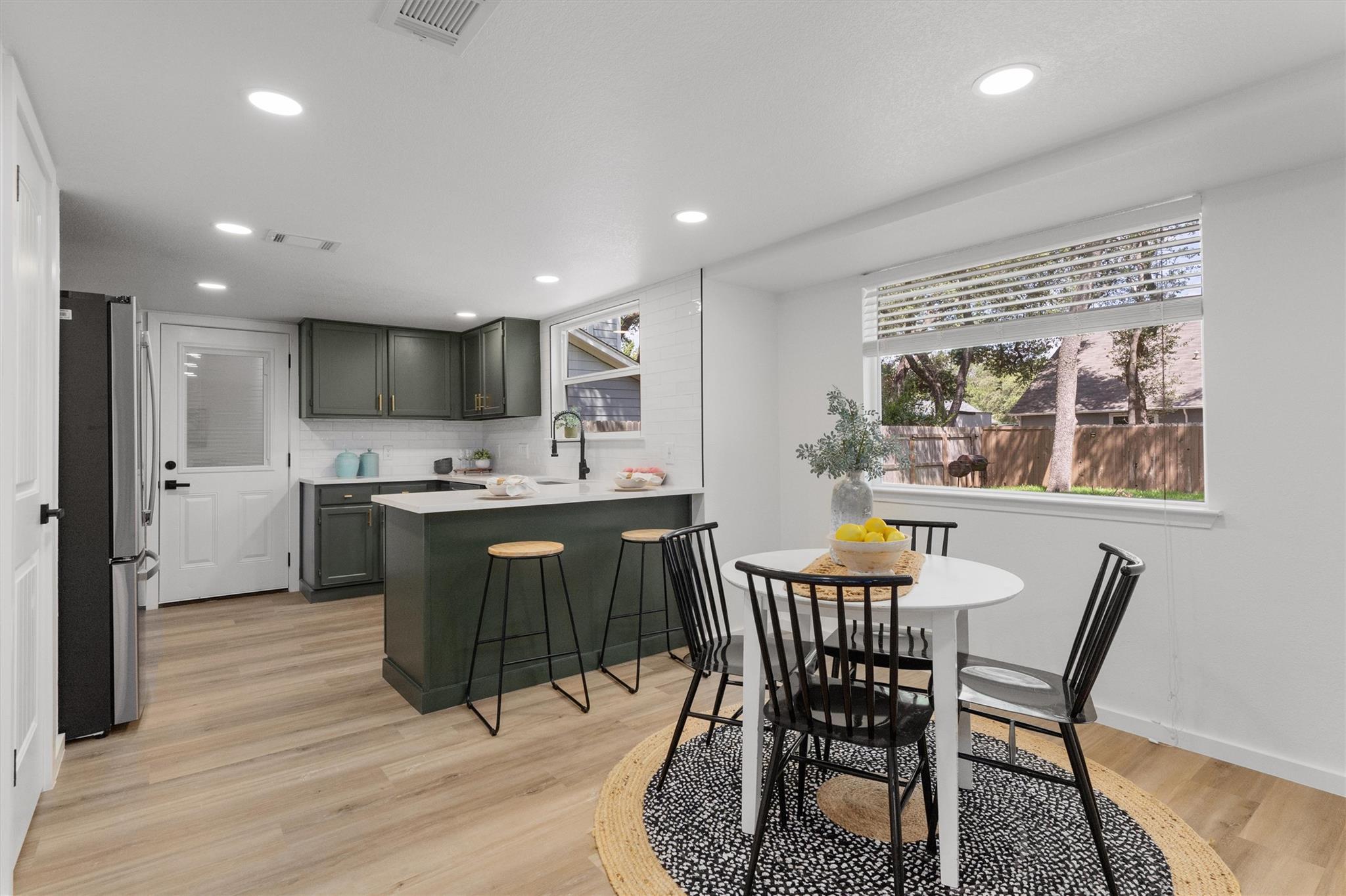 9730 Anderson Village Dr, Austin, TX 78729