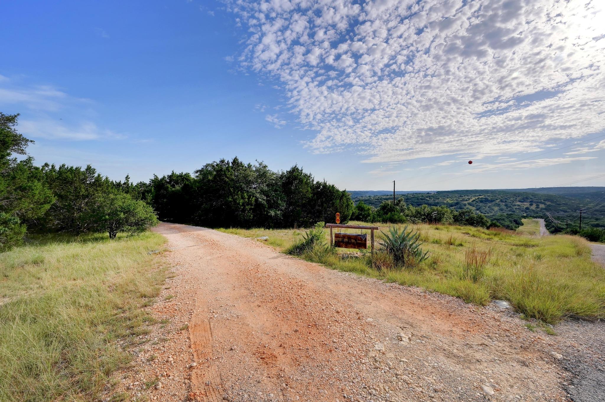 401 Madrone Canyon Dr, Dripping Springs, TX 78620