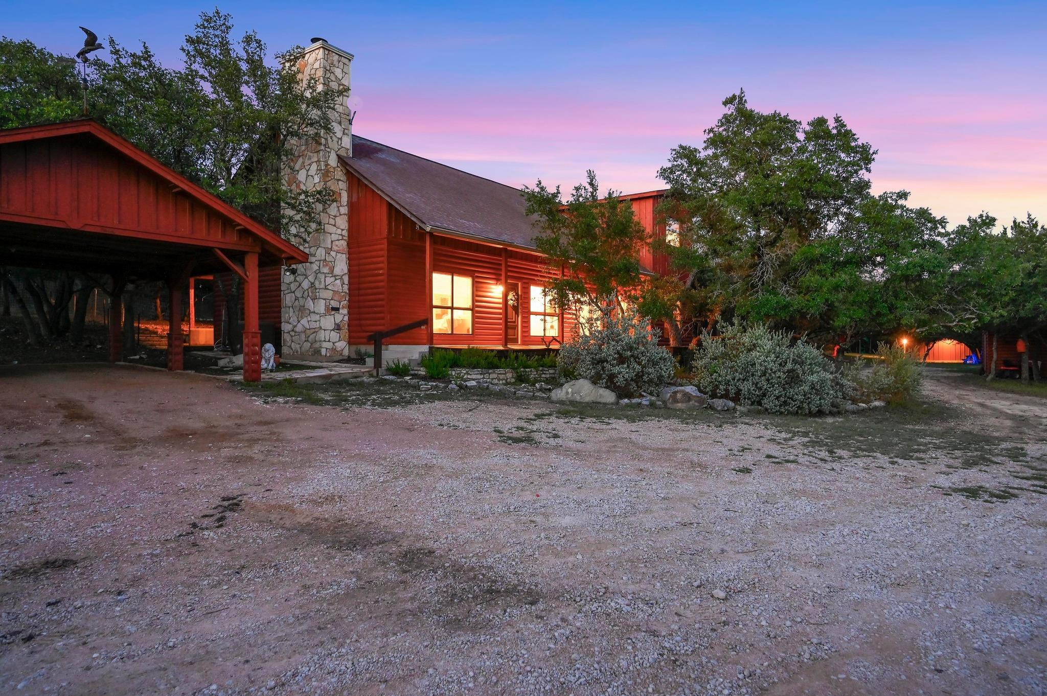 401 Madrone Canyon Dr, Dripping Springs, TX 78620