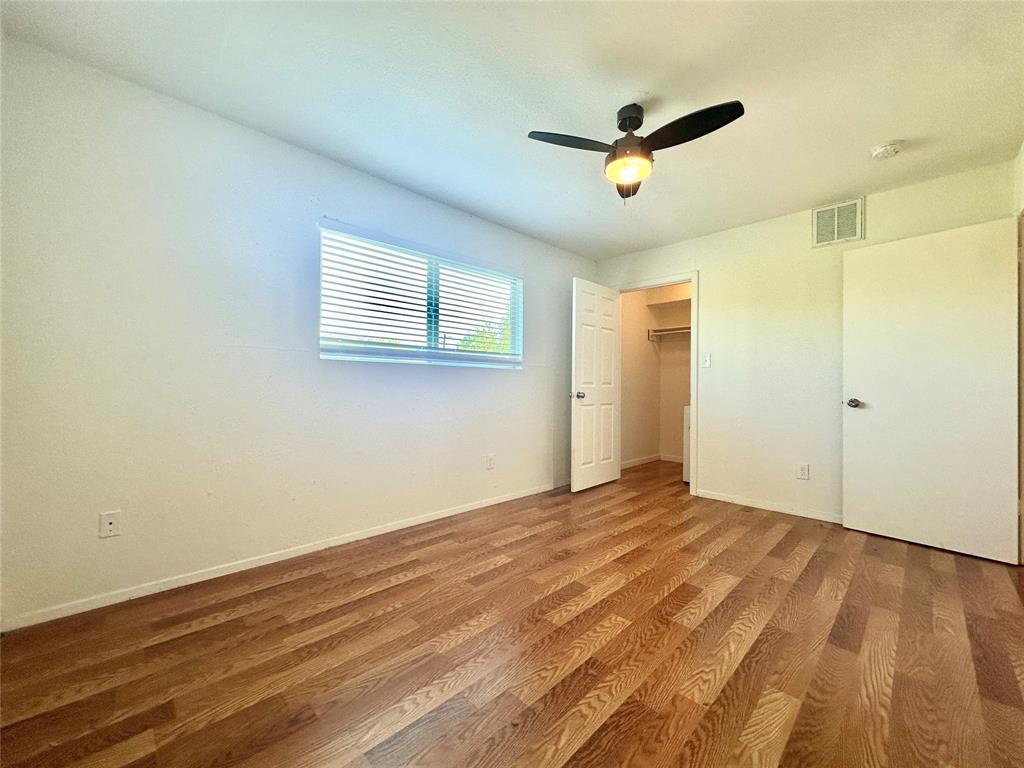 2207 Leon St # 305, Austin, TX 78705