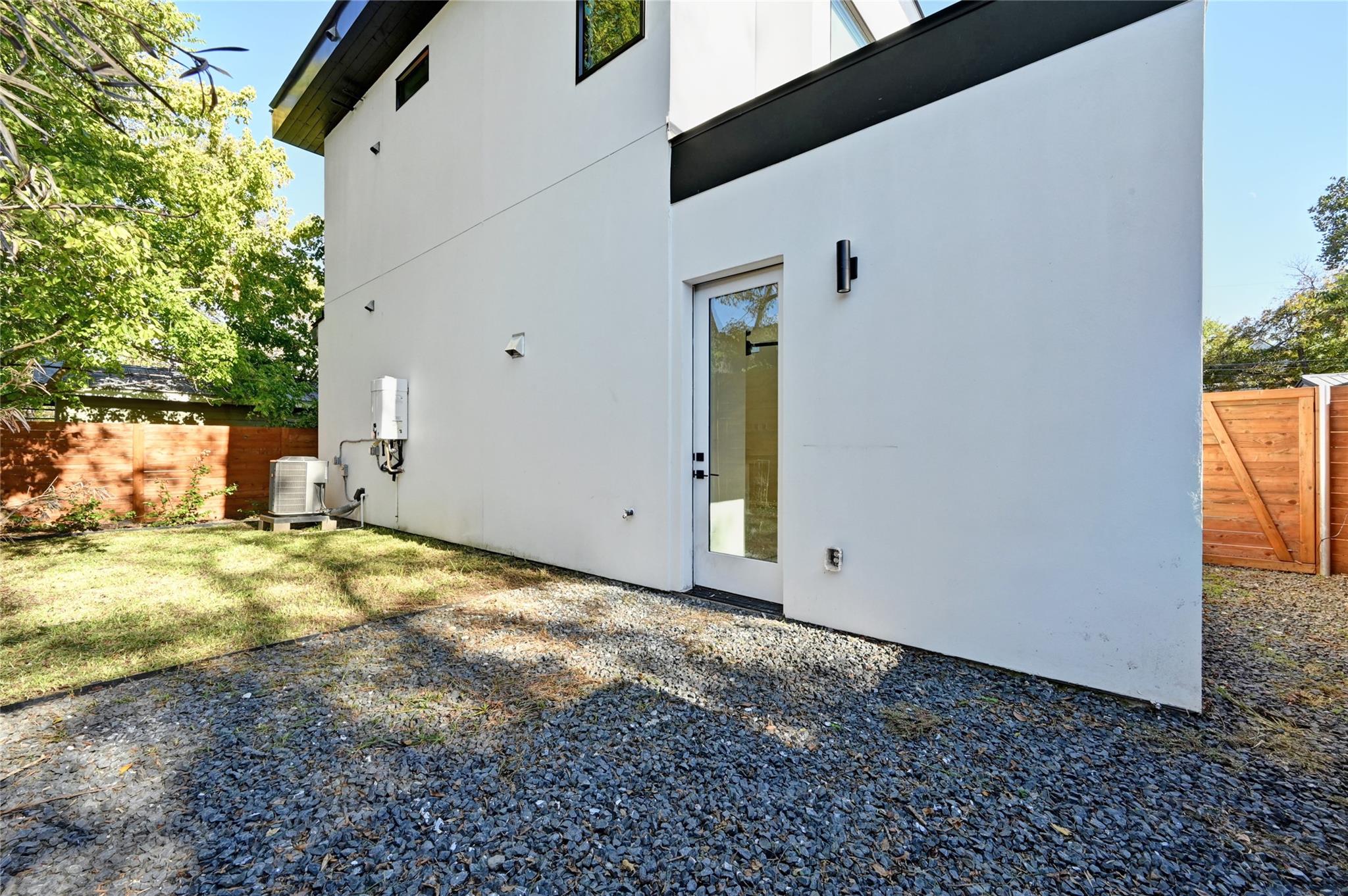 2706 Stacy Ln # 2, Austin, TX 78704