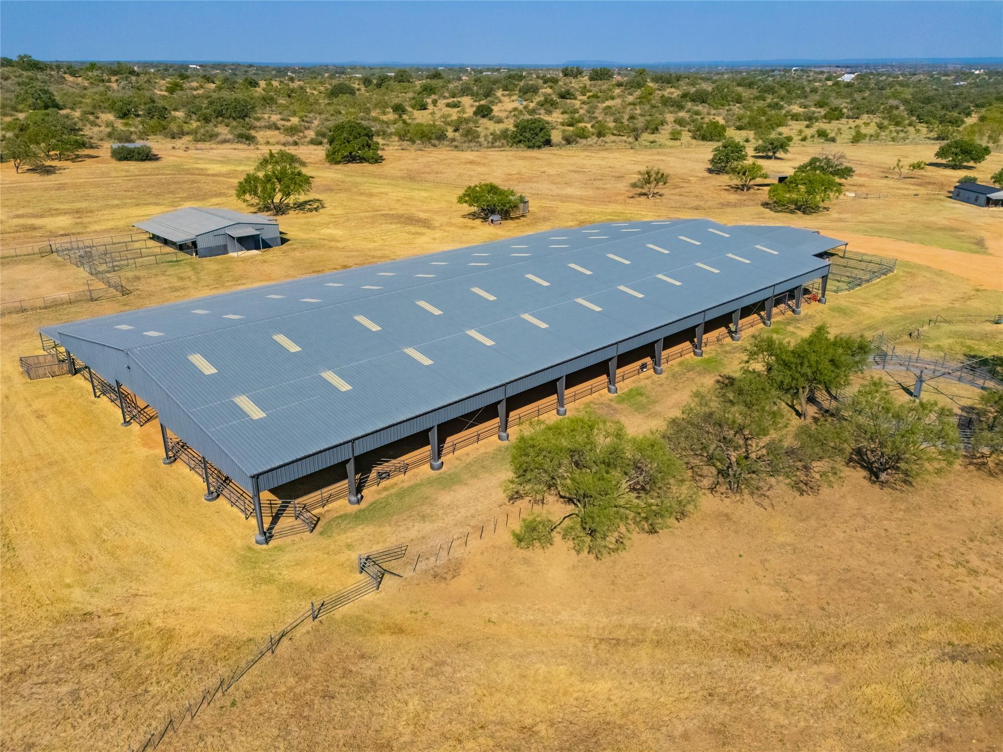 3019 S Highway 16, Llano, TX 78643