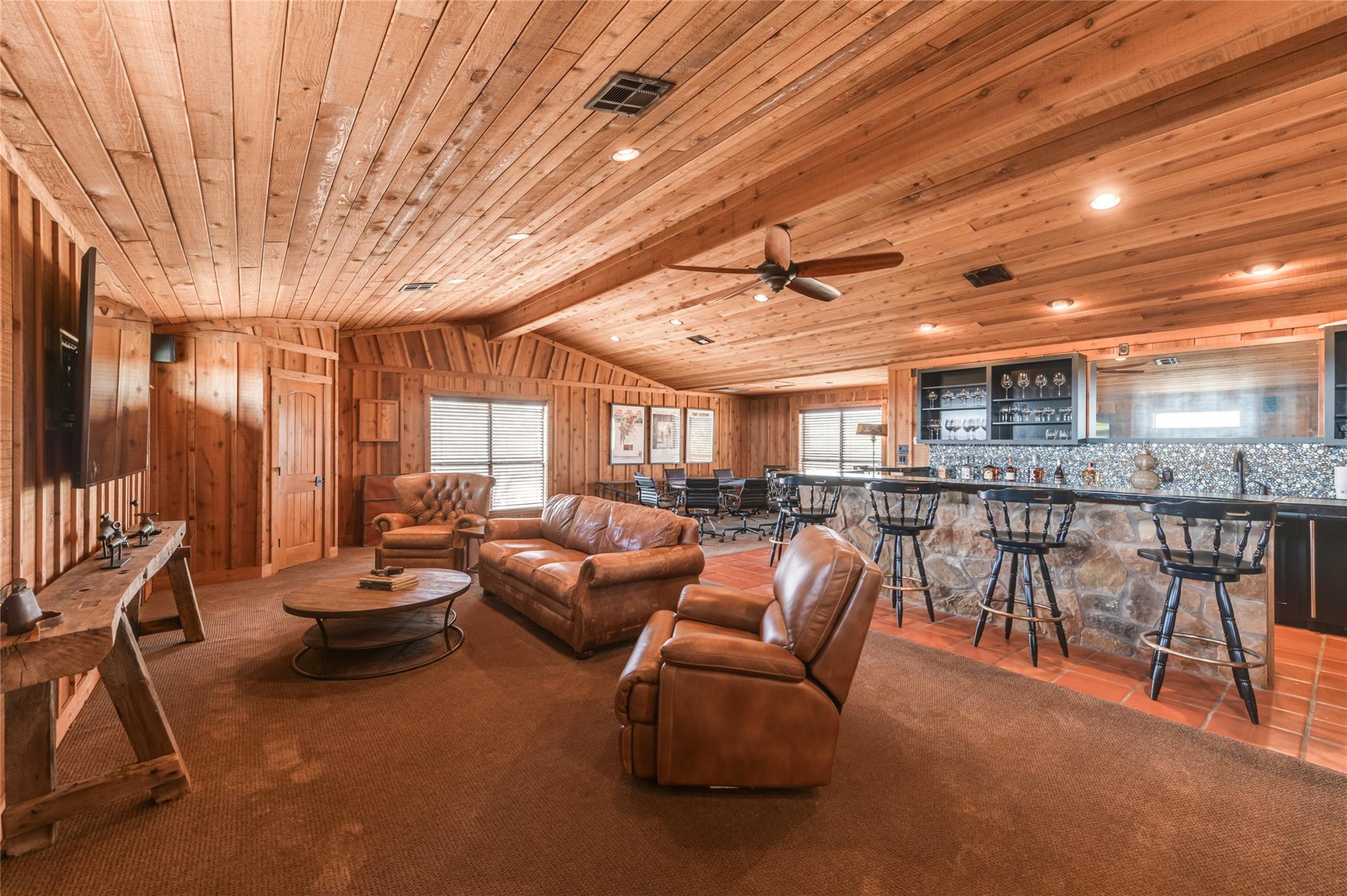 3019 S Highway 16, Llano, TX 78643