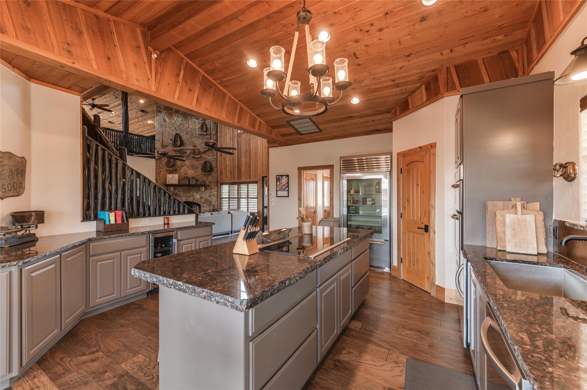 3019 S Highway 16, Llano, TX 78643