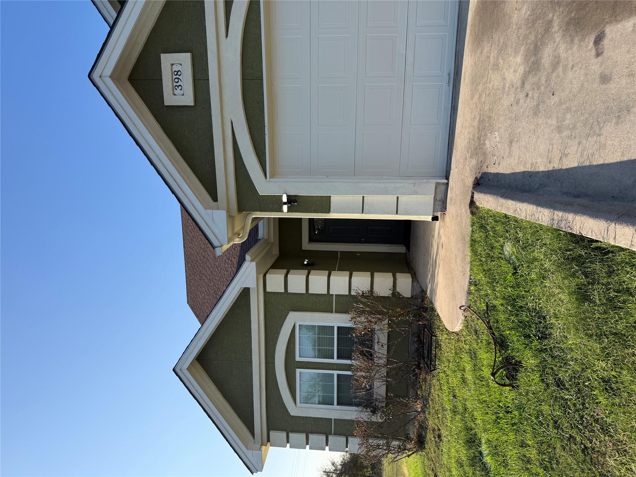 398 Mesa Dr # A, Del Valle, TX 78617