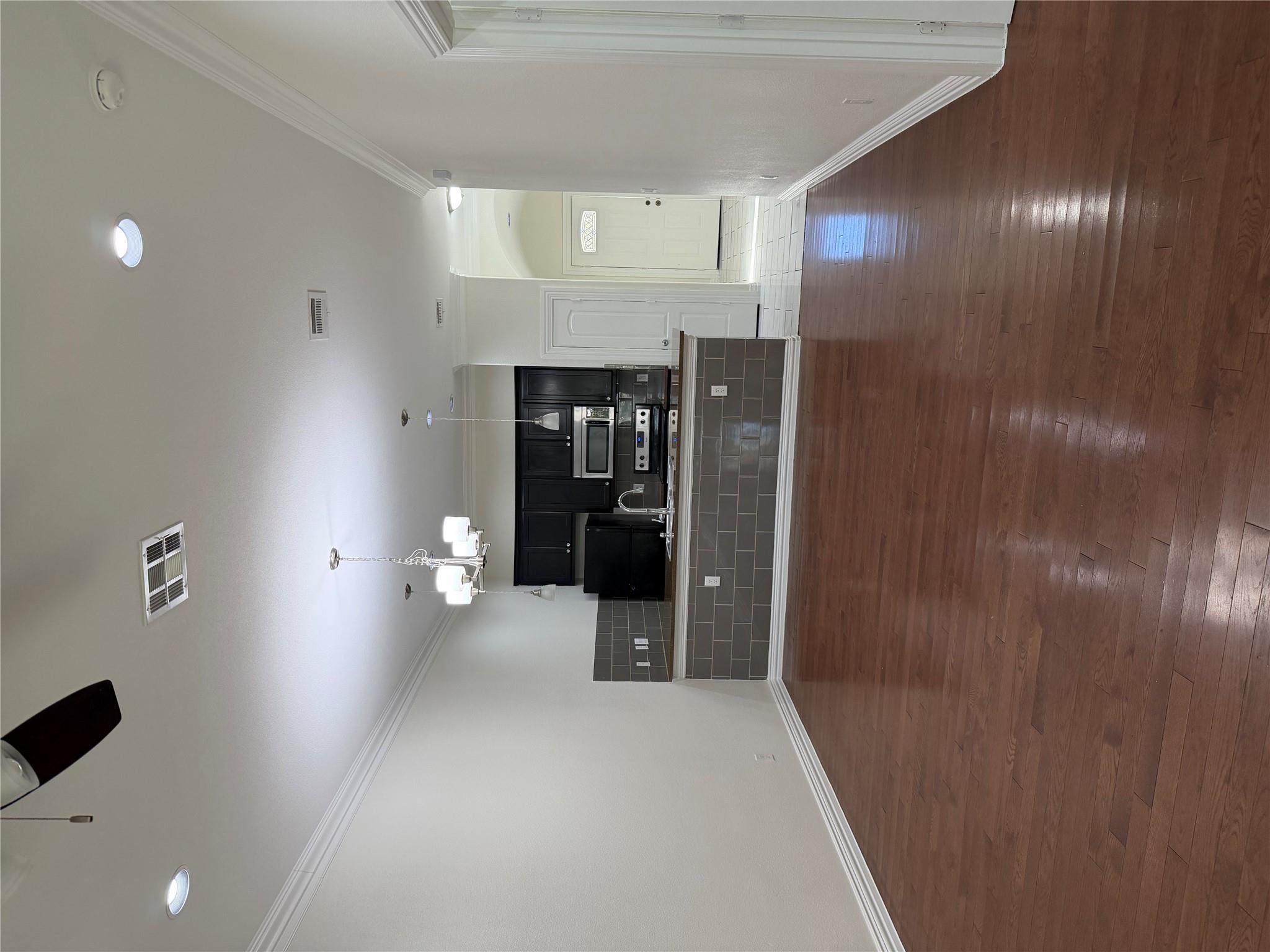 398 Mesa Dr # A, Del Valle, TX 78617