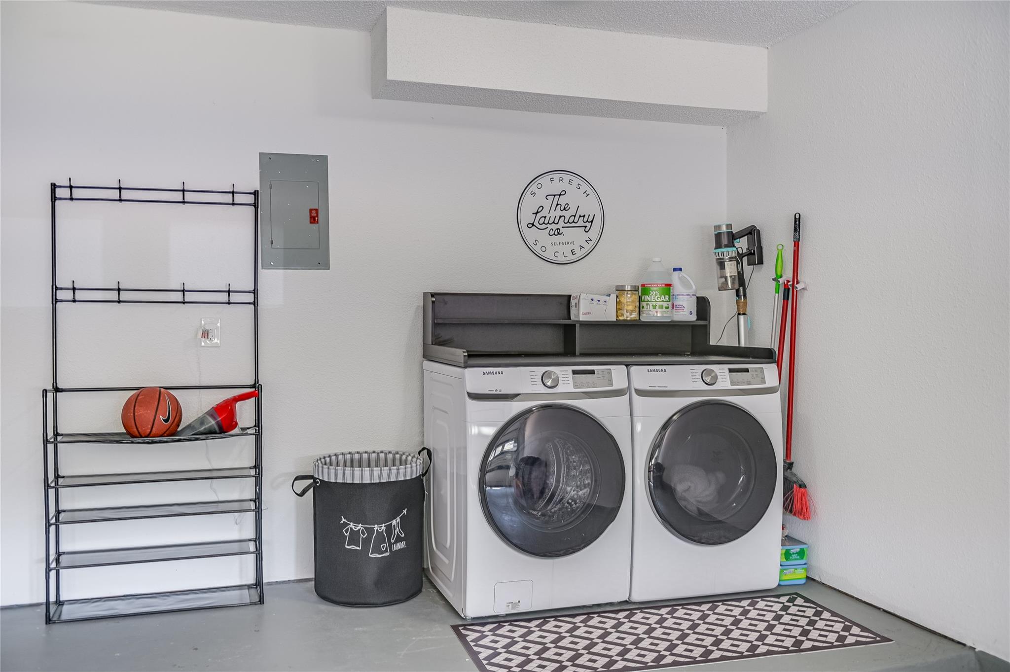 2600 Piping Rock Trl, Austin, TX 78748