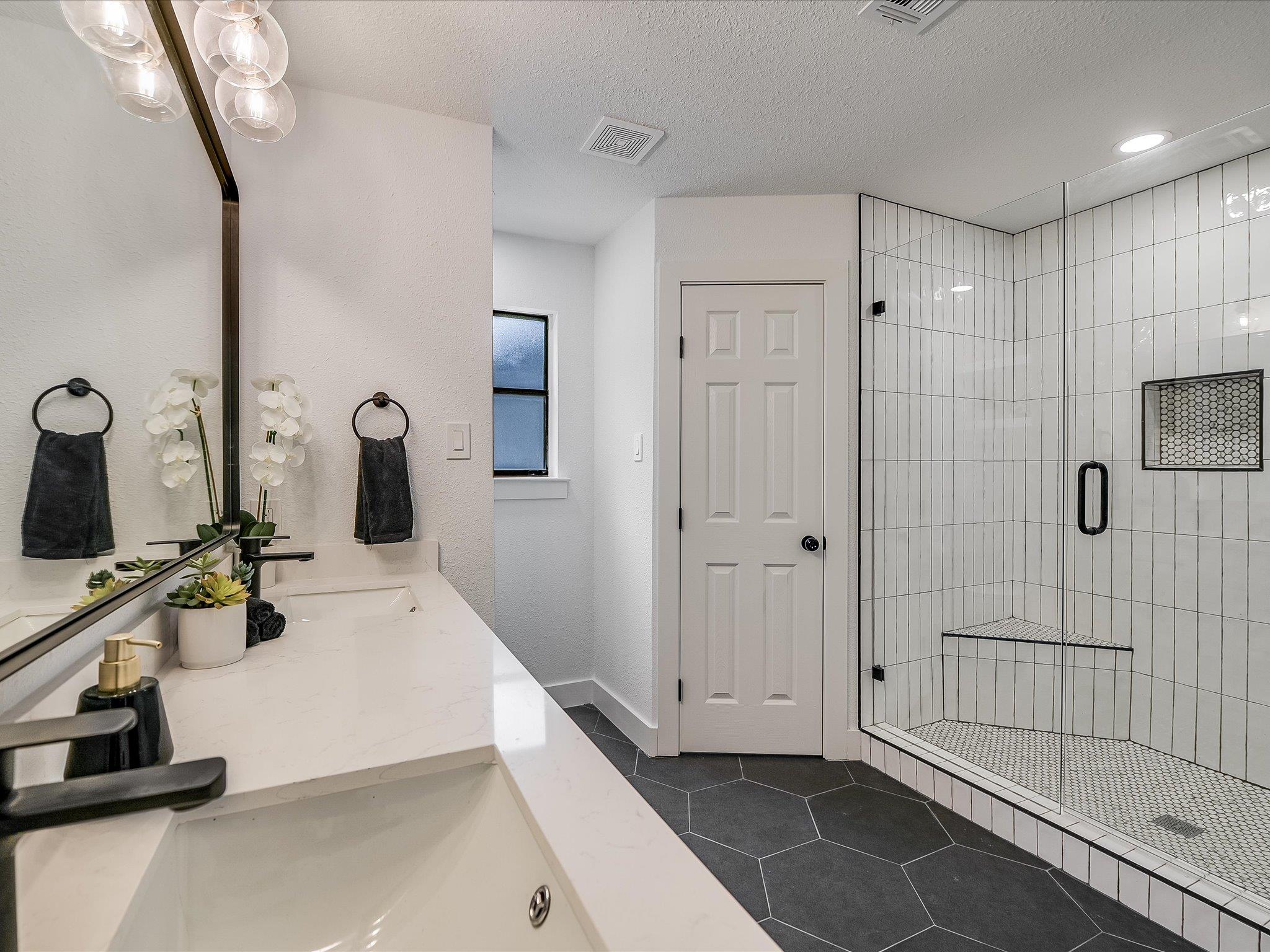 2600 Piping Rock Trl, Austin, TX 78748