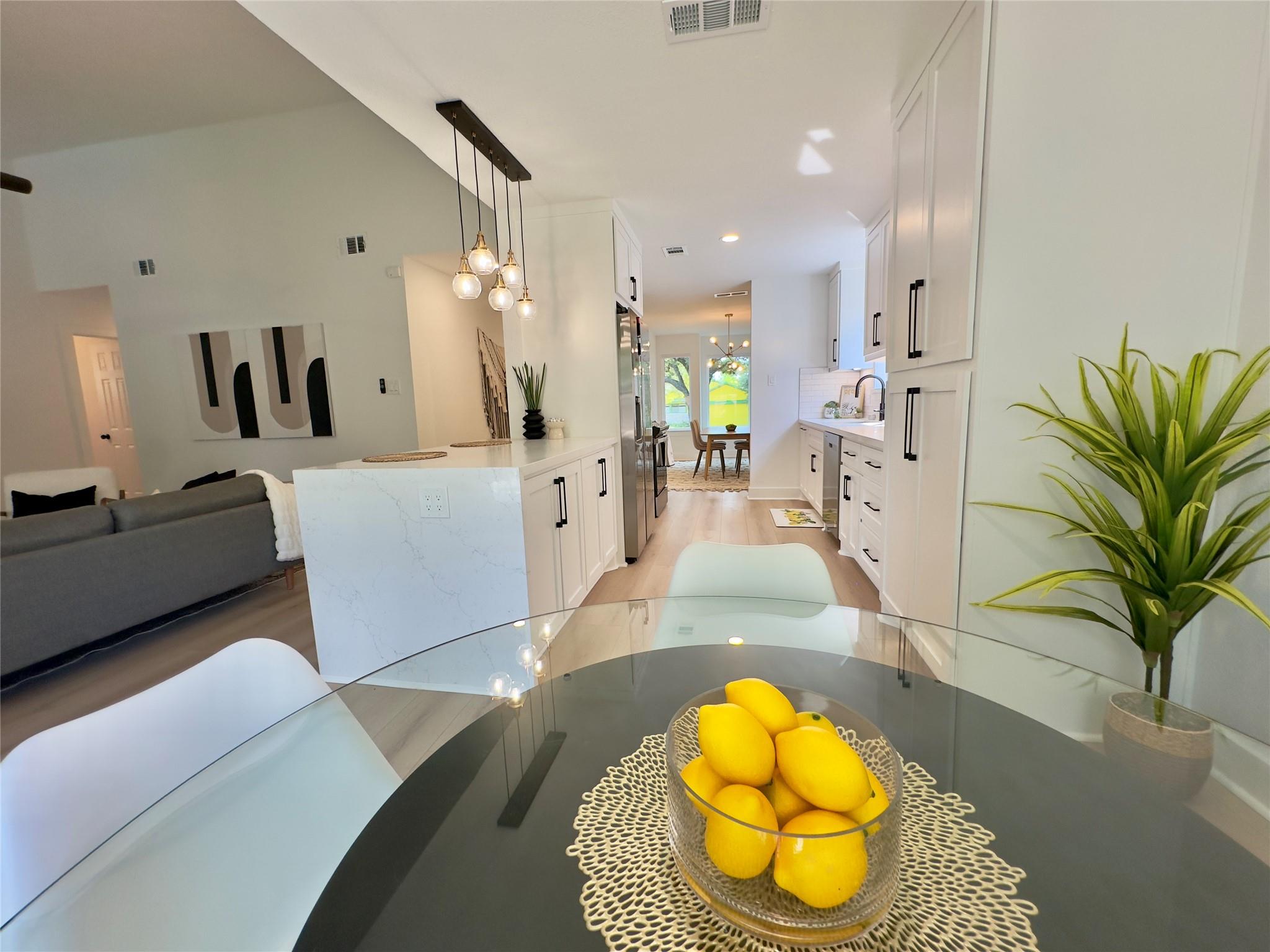 2600 Piping Rock Trl, Austin, TX 78748