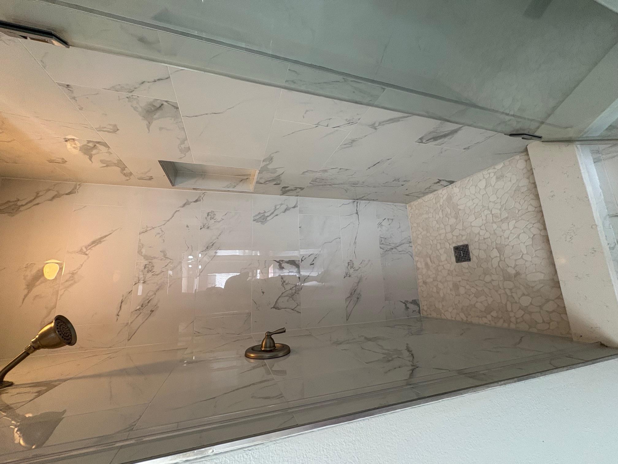 806 W 24th St # 318, Austin, TX 78705