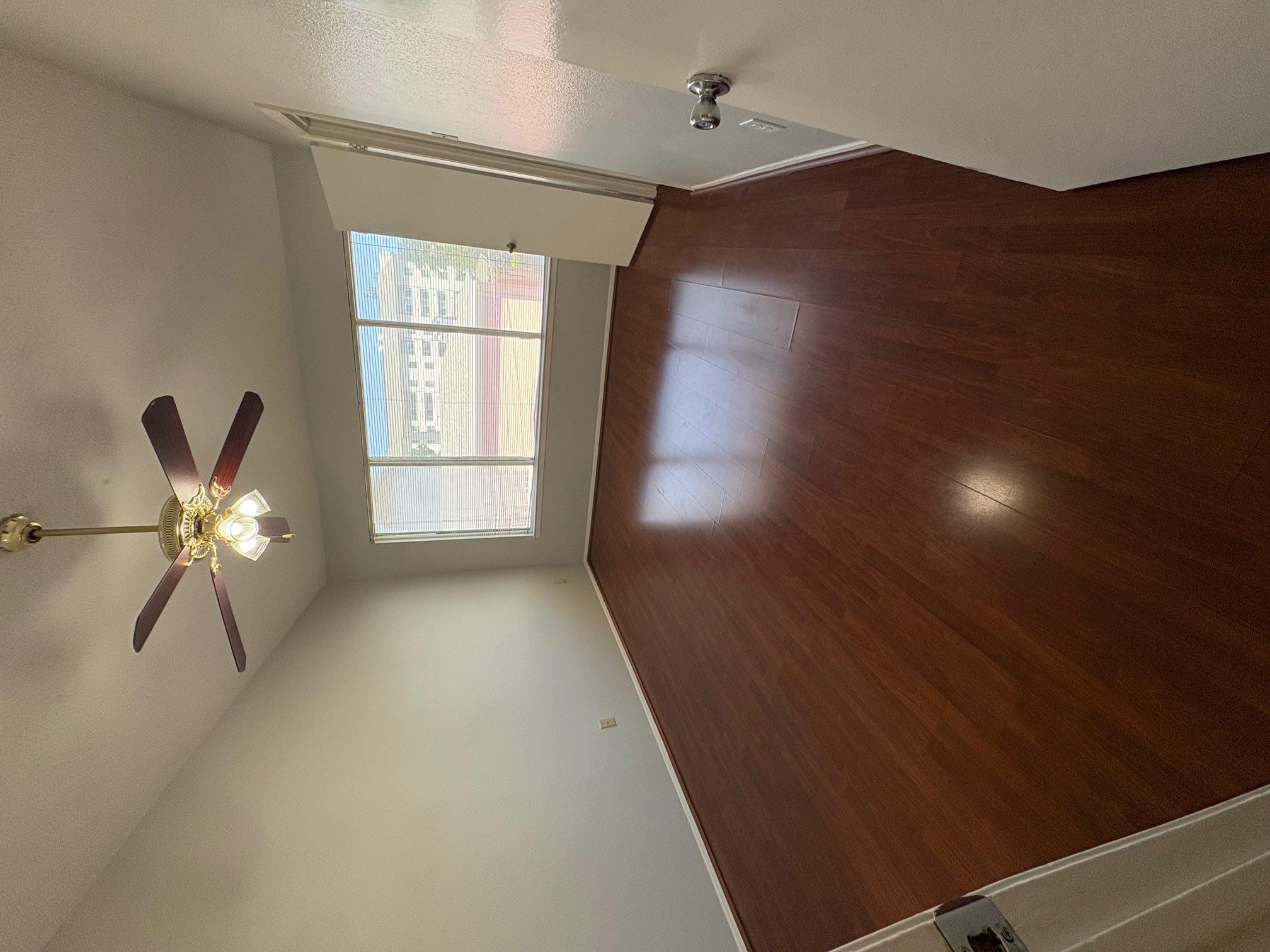 806 W 24th St # 318, Austin, TX 78705