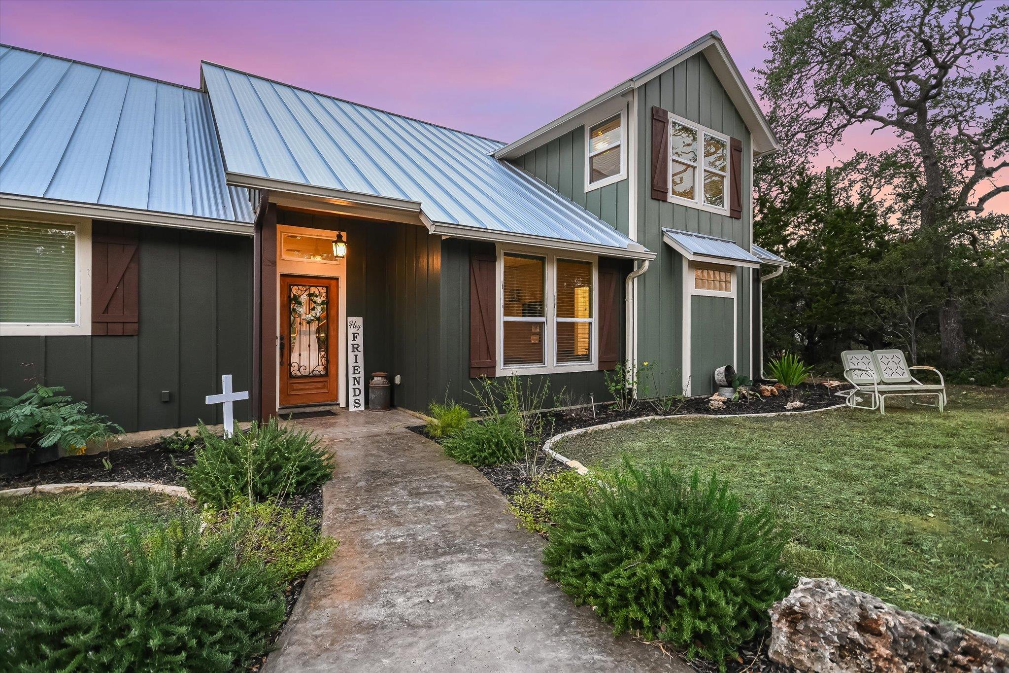 8305 OZARK Dr, San Marcos, TX 78666