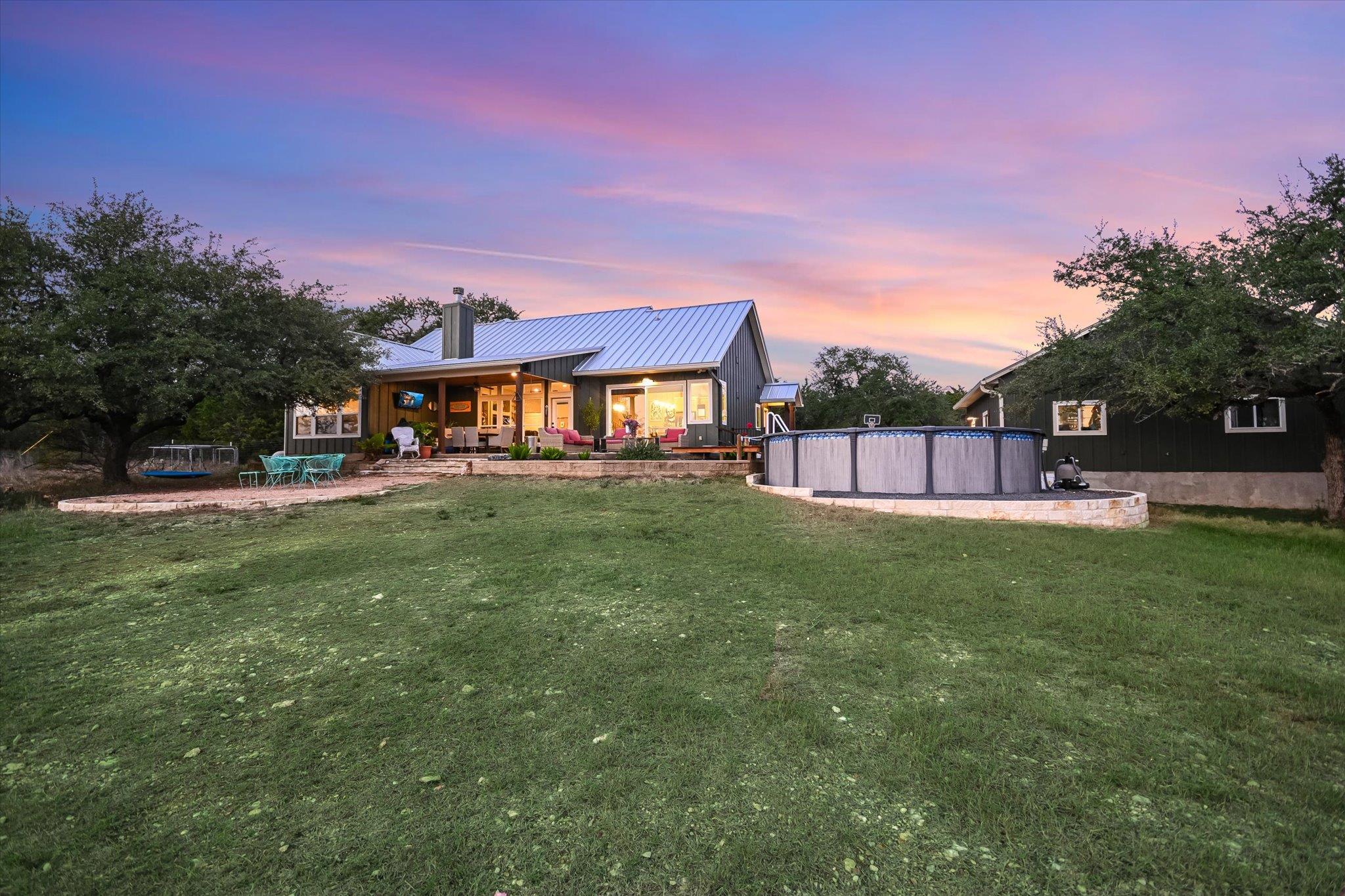 8305 OZARK Dr, San Marcos, TX 78666