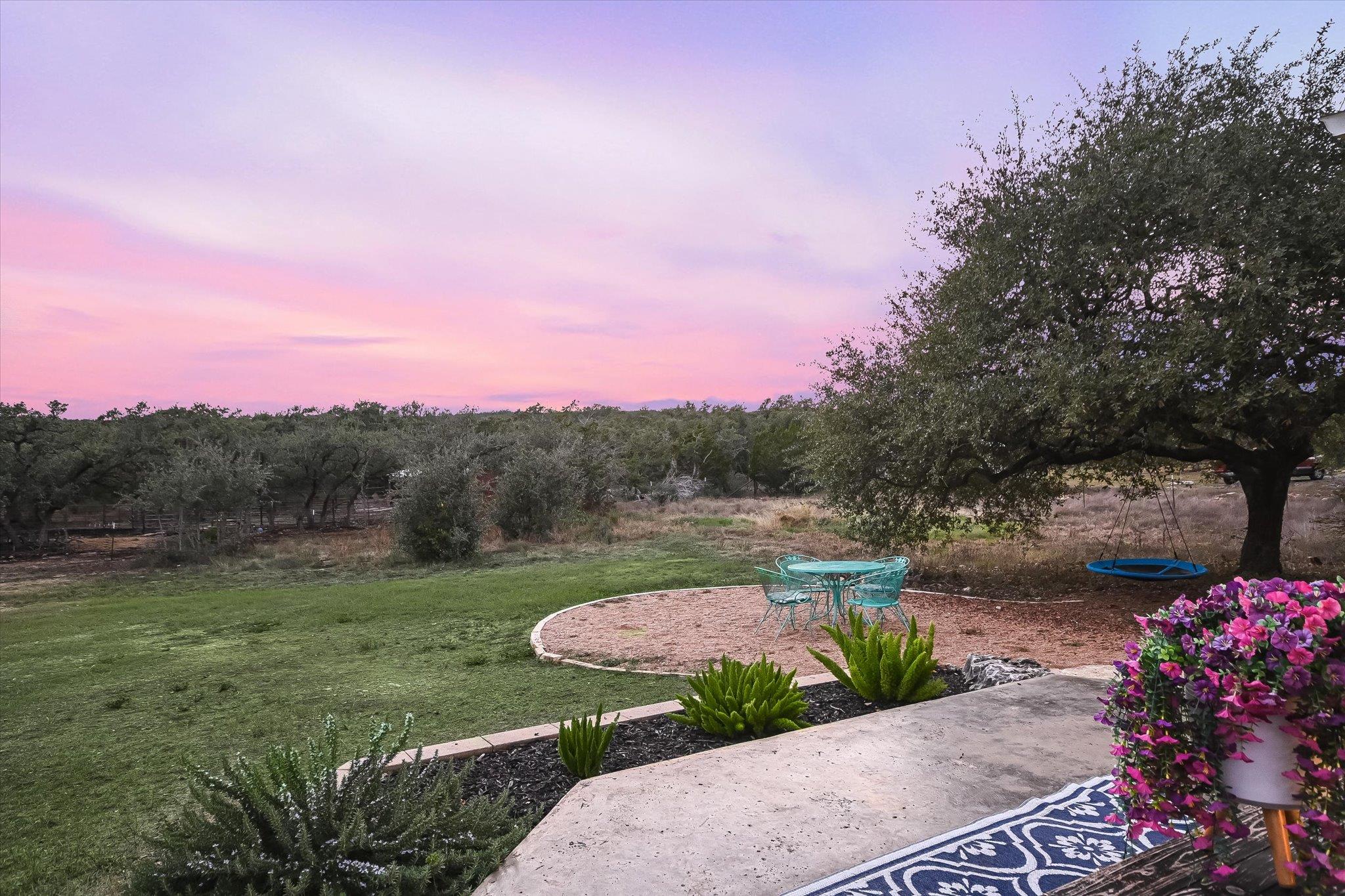 8305 OZARK Dr, San Marcos, TX 78666