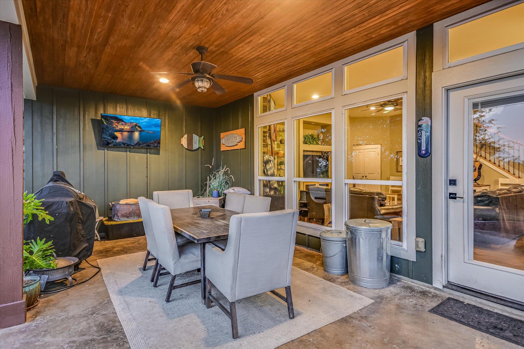 8305 OZARK Dr, San Marcos, TX 78666