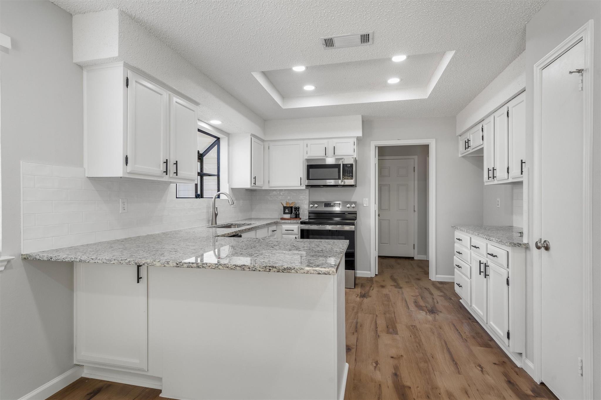 101 N Kings Canyon Dr, Cedar Park, TX 78613