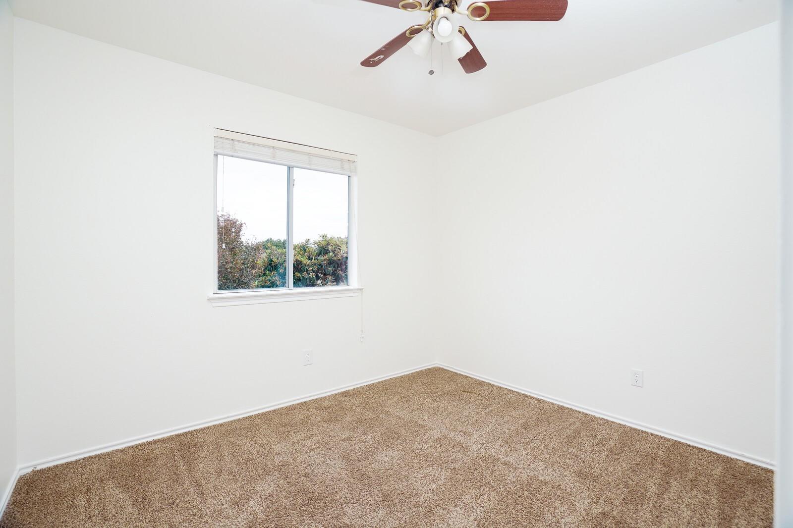 140 Opal Lake Dr, Kyle, TX 78640