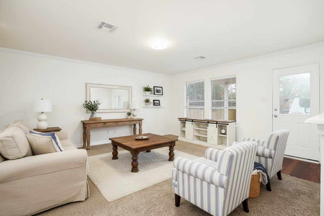 140 Opal Lake Dr, Kyle, TX 78640