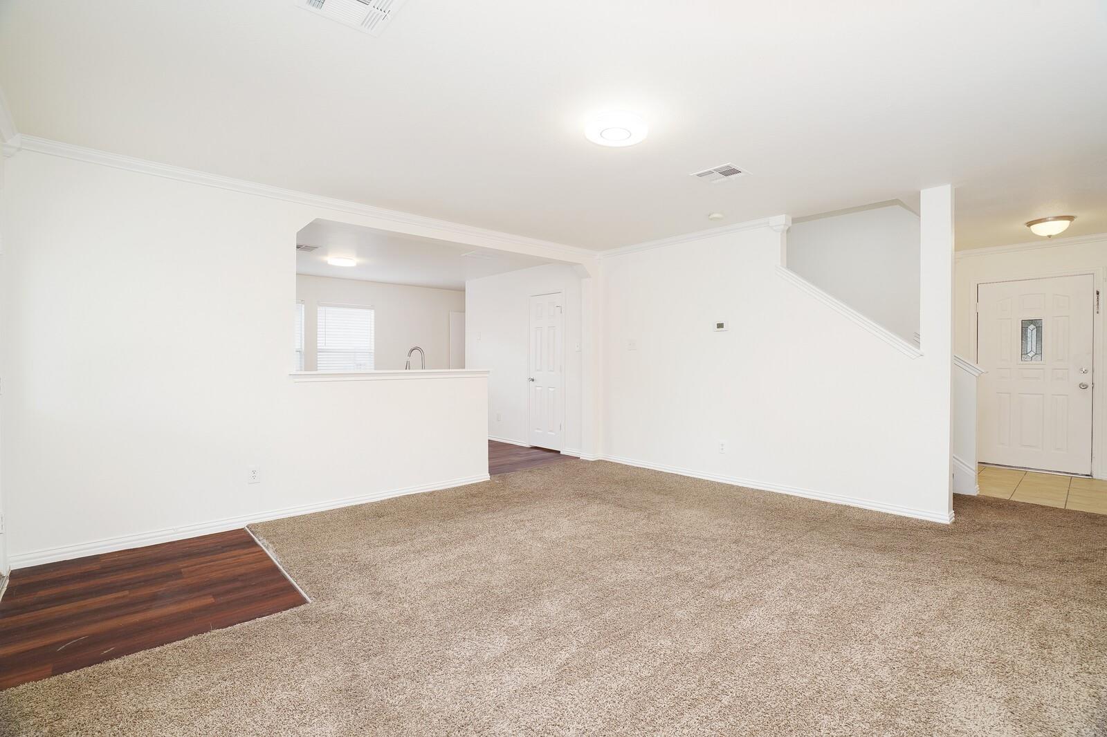 140 Opal Lake Dr, Kyle, TX 78640