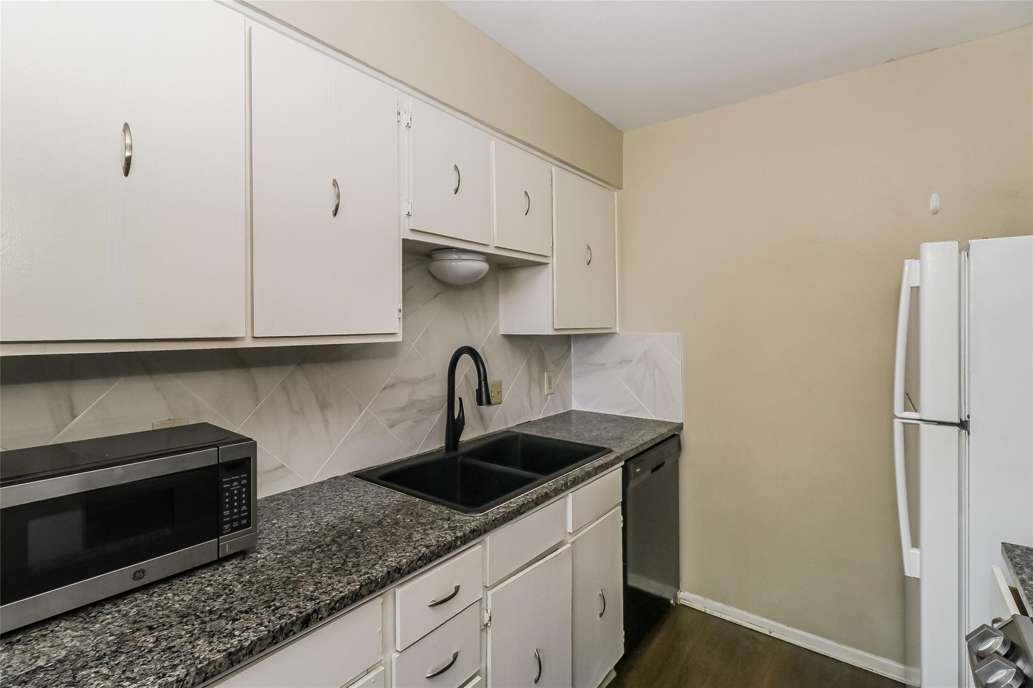 500 E Riverside Dr # 135, Austin, TX 78704