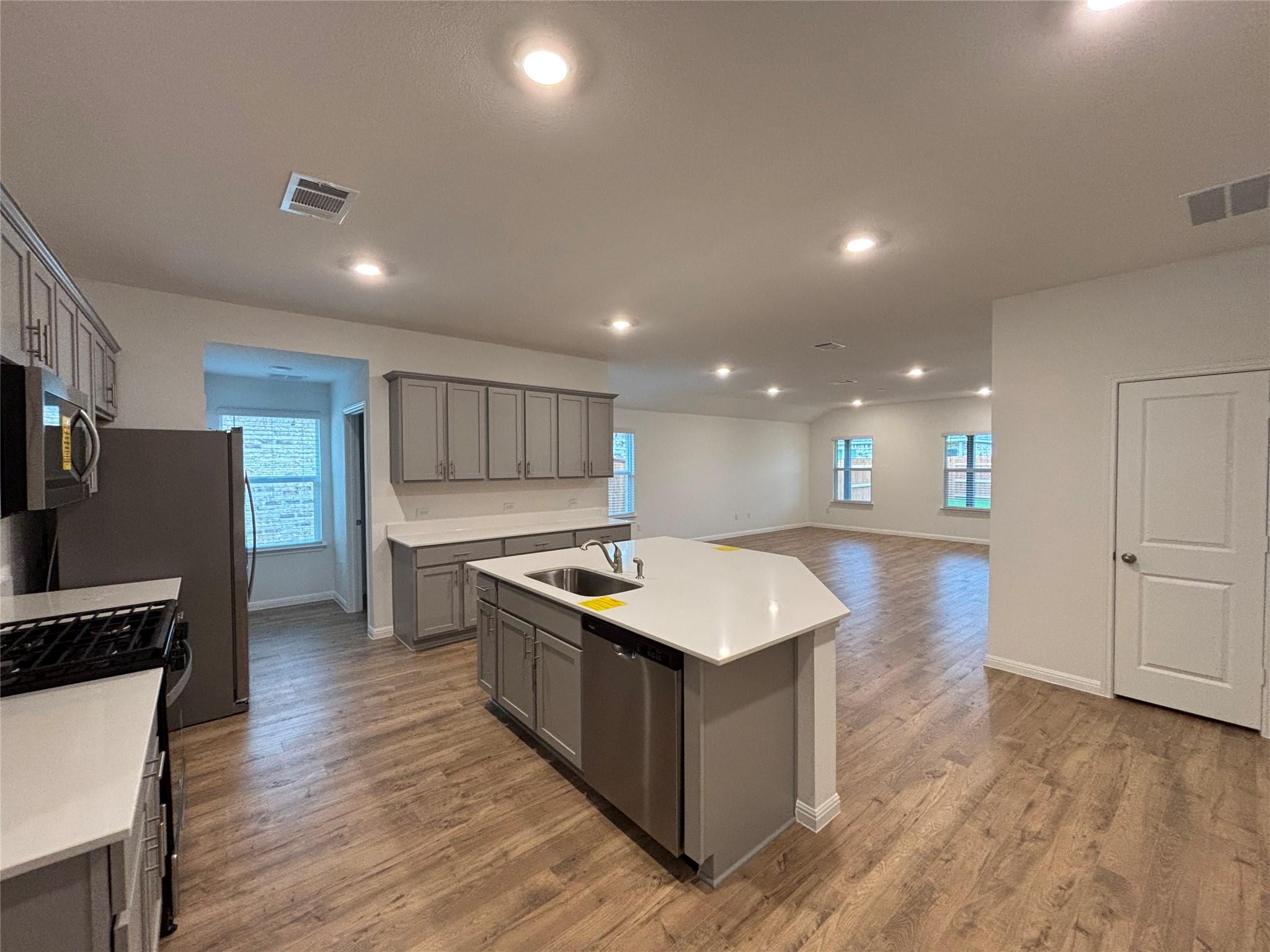 1824 Marlin Spike Dr, Leander, TX 78641