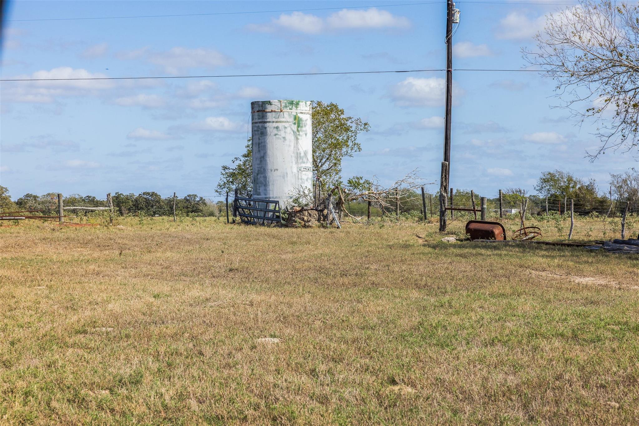 TBD Us Hwy 77, Hallettsville, TX 77964