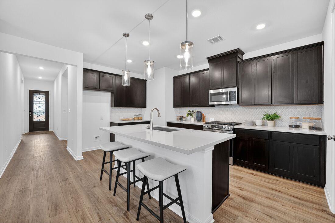 221 Coyote Willow Way, Georgetown, TX 78633