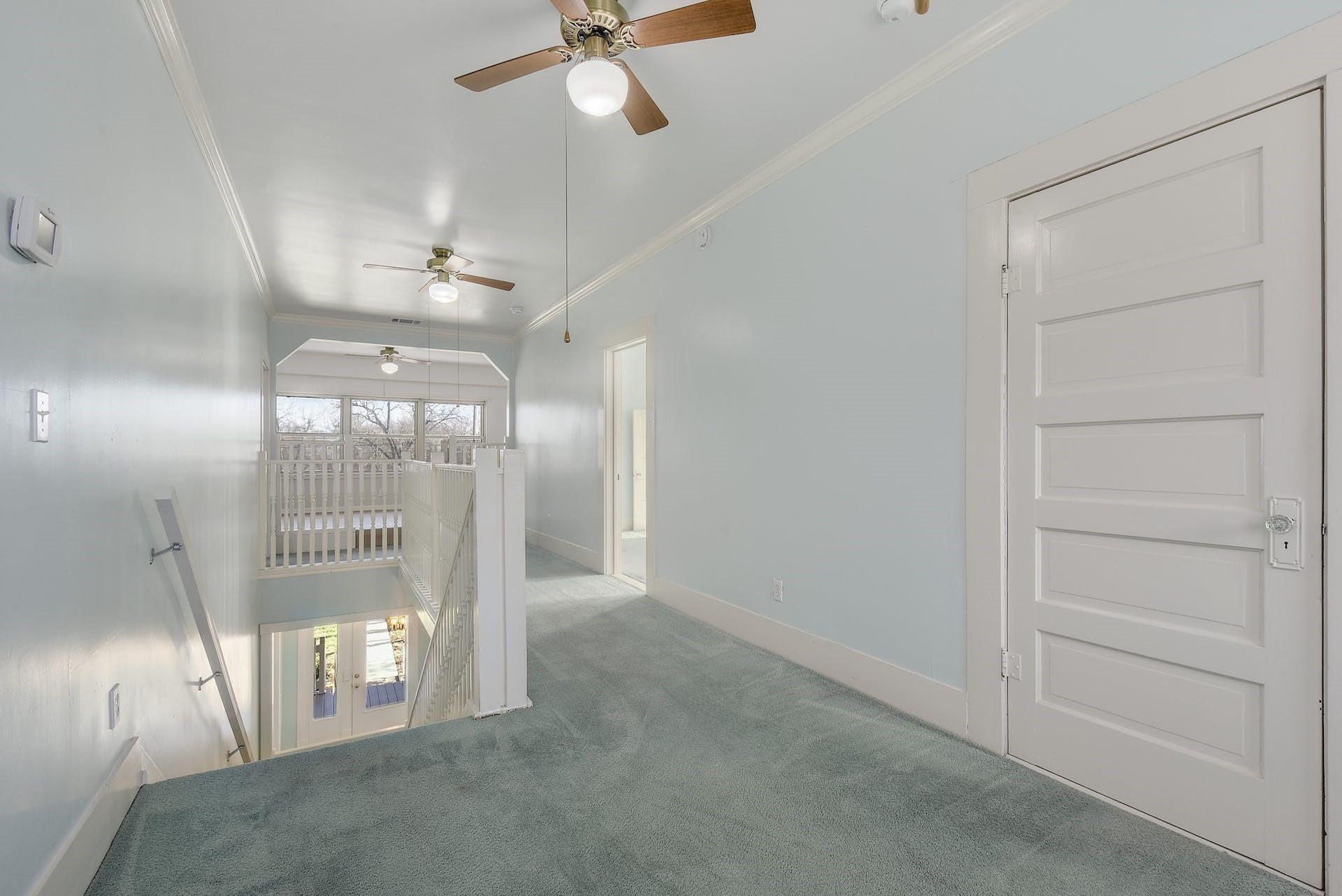 205 S Rio Grande St, Lockhart, TX 78644