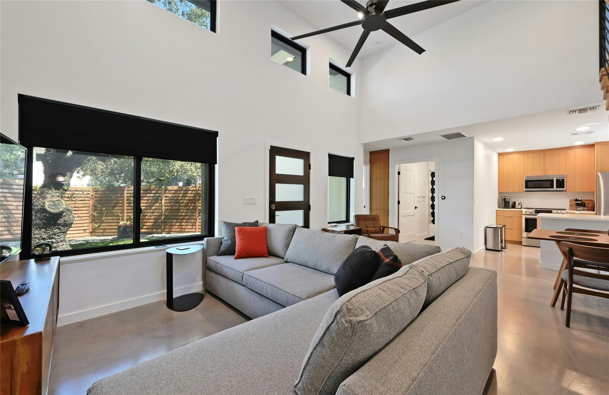 407 South Park Dr # 2, Austin, TX 78704