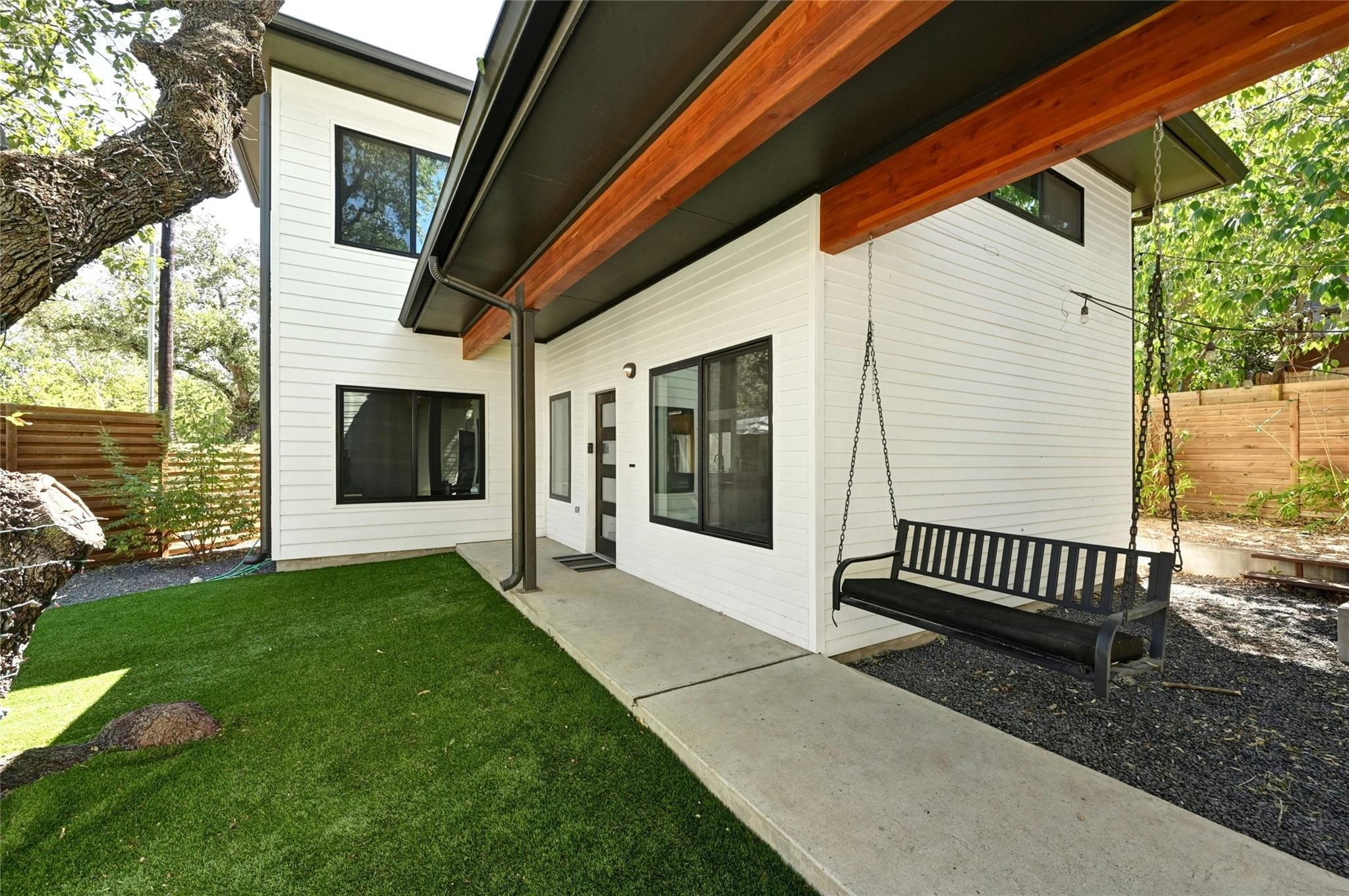 407 South Park Dr # 2, Austin, TX 78704