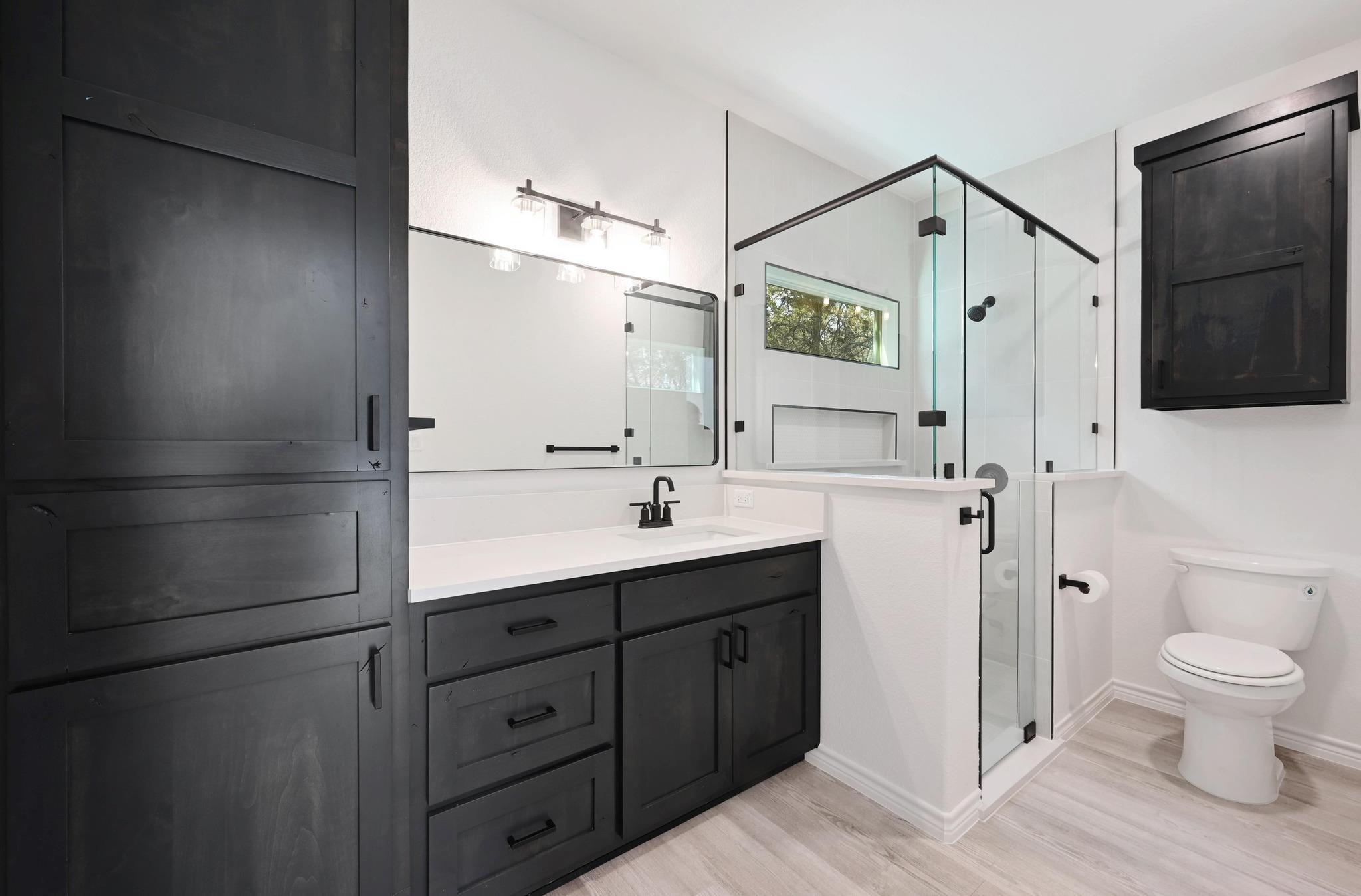 1 Happy Hollow Ln, Wimberley, TX 78676