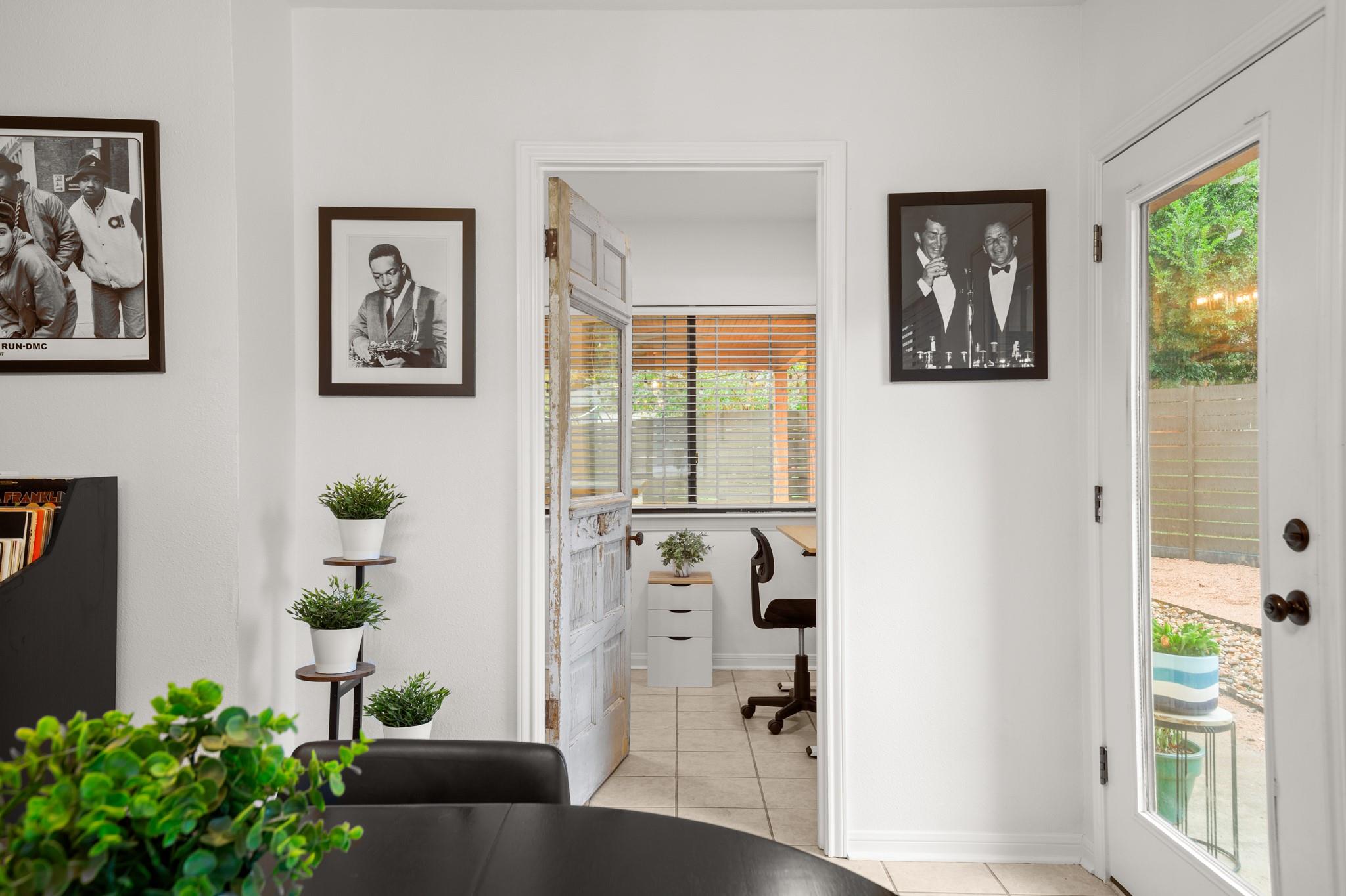 305 E Tanglewood Dr, New Braunfels, TX 78130