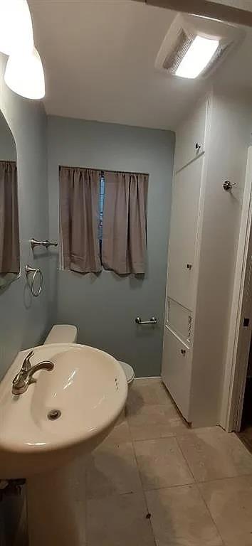 1715 Deerfield Dr, Austin, TX 78741