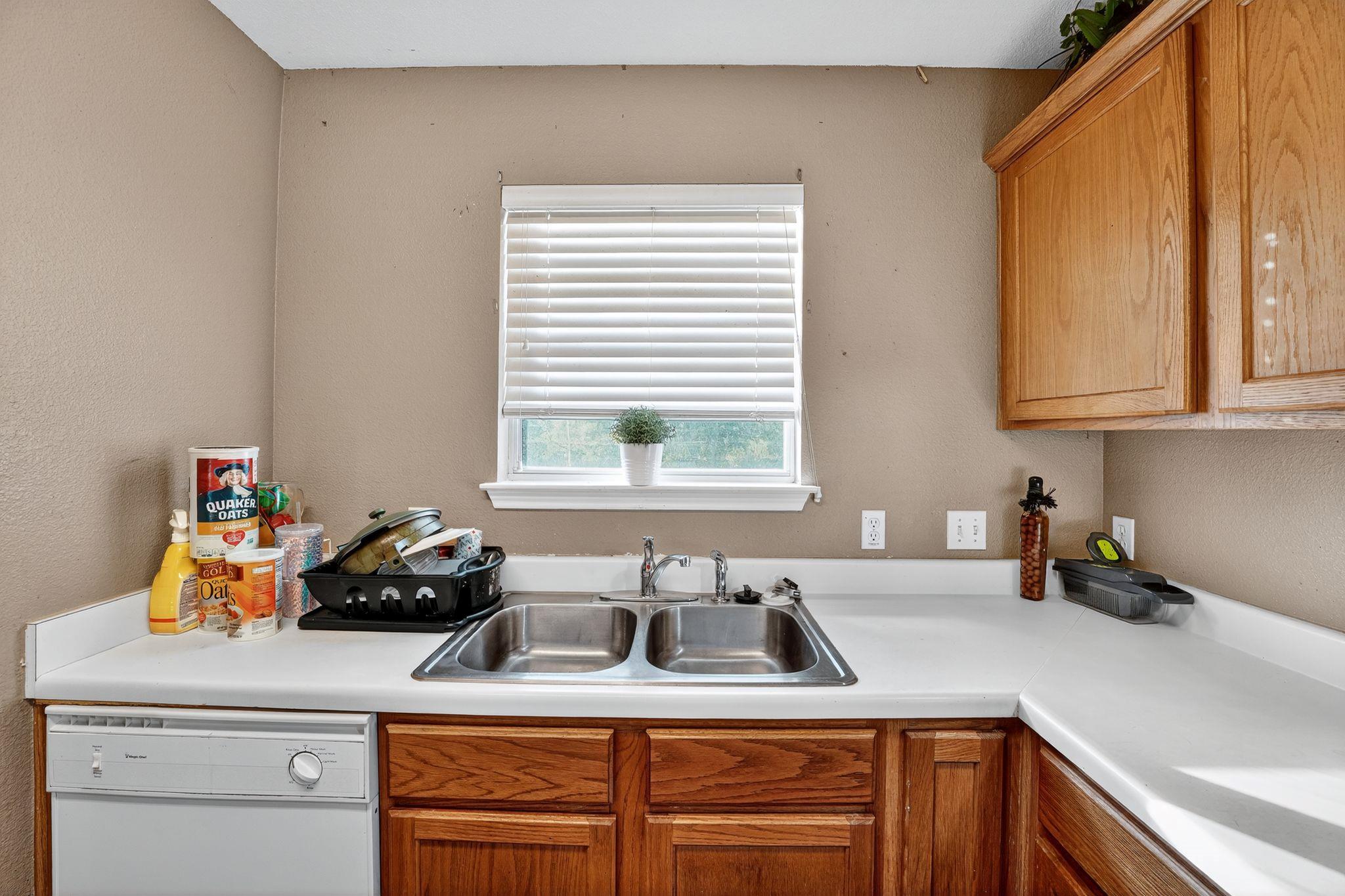 11904 MORNING VIEW Dr, Del Valle, TX 78617