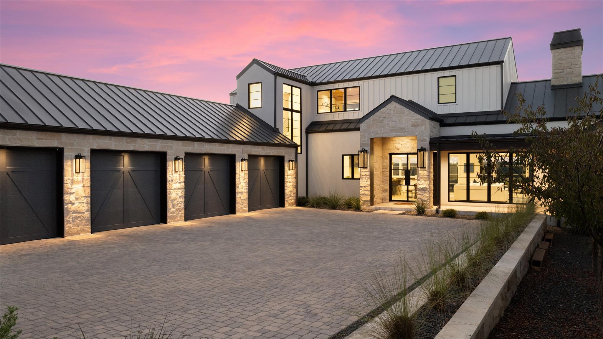 5500 Canyon Oaks Dr, Lago Vista, TX 78645