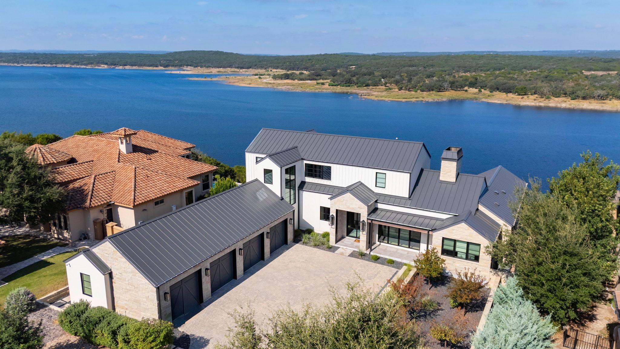 5500 Canyon Oaks Dr, Lago Vista, TX 78645