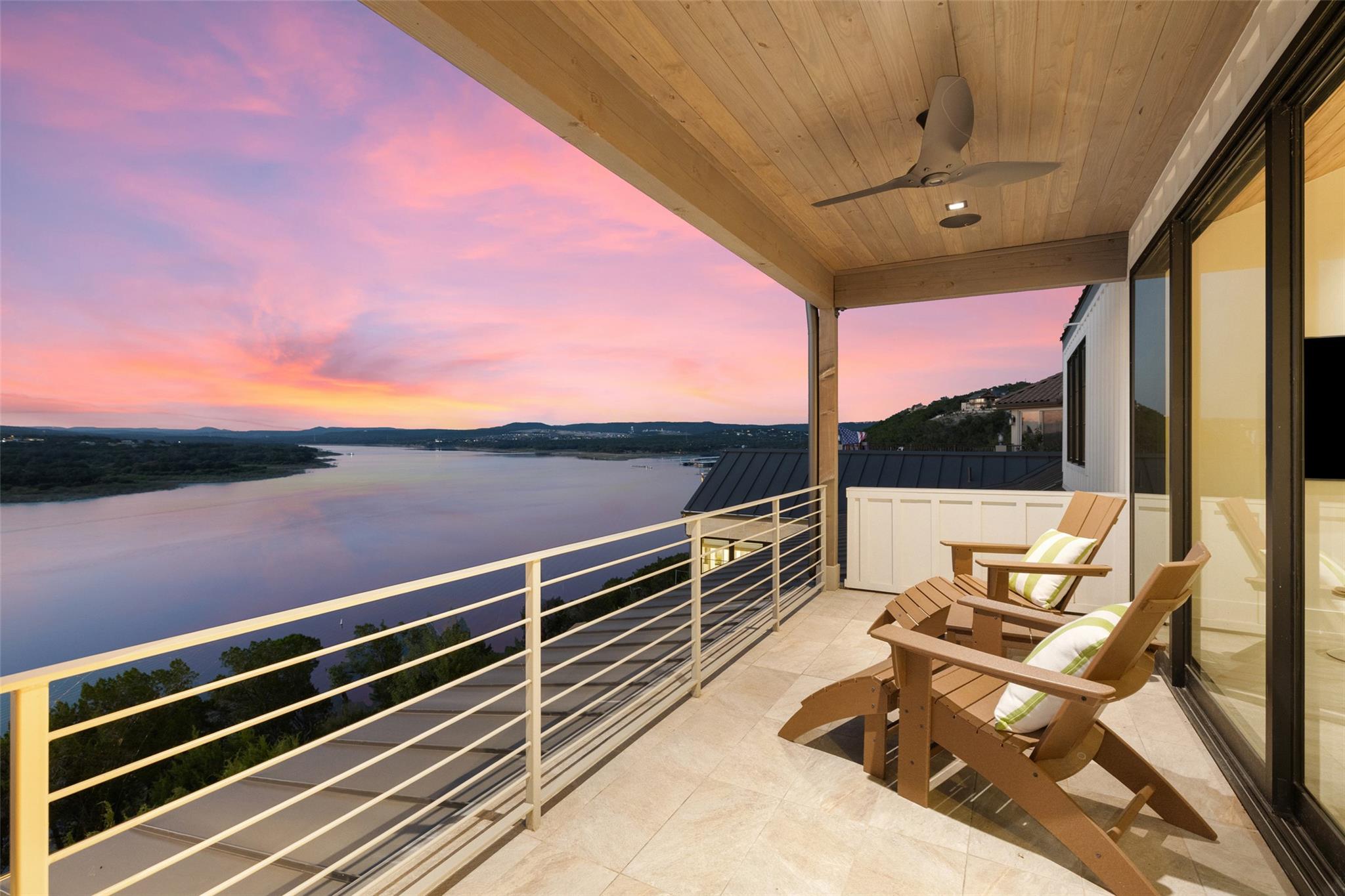 5500 Canyon Oaks Dr, Lago Vista, TX 78645