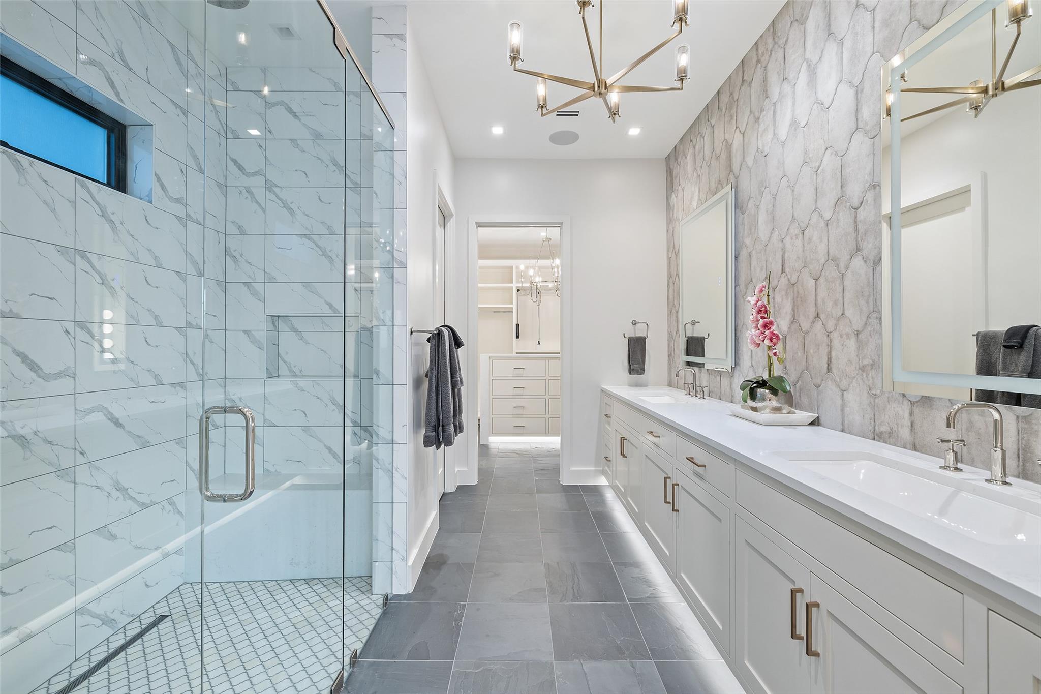 5500 Canyon Oaks Dr, Lago Vista, TX 78645