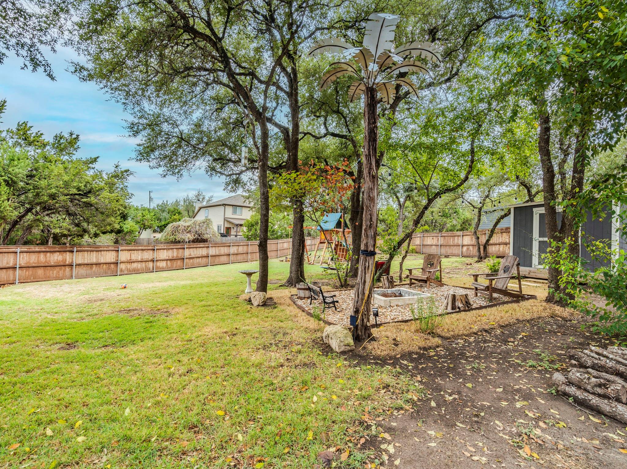 17215 Oak Cliff Cir, Dripping Springs, TX 78620