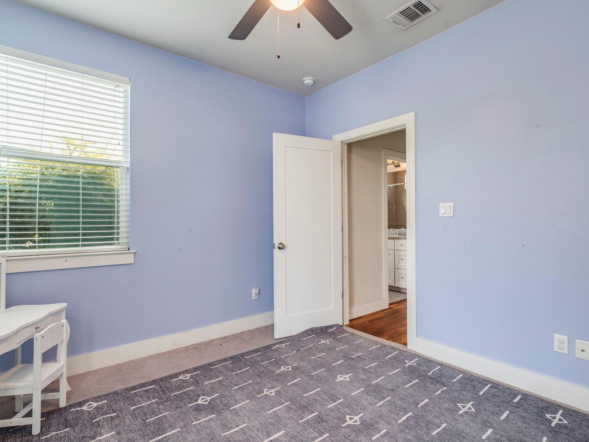 17215 Oak Cliff Cir, Dripping Springs, TX 78620