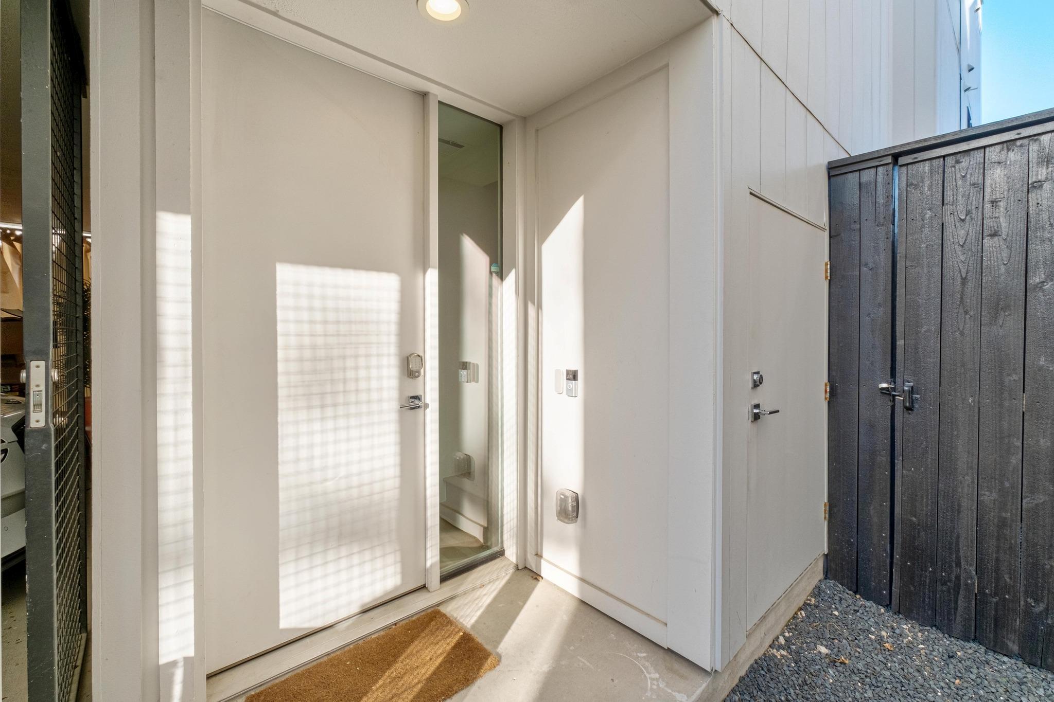 3406 E 17th St # 4, Austin, TX 78721