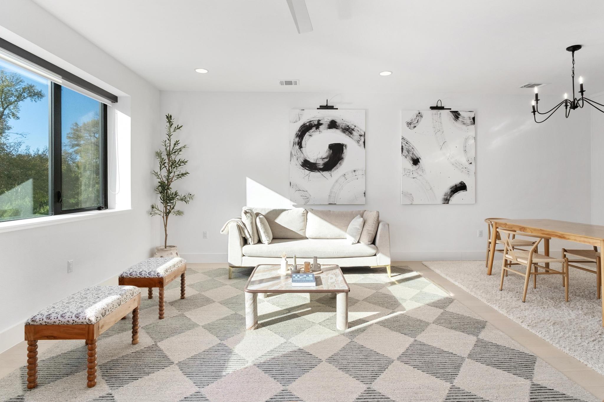 3406 E 17th St # 4, Austin, TX 78721