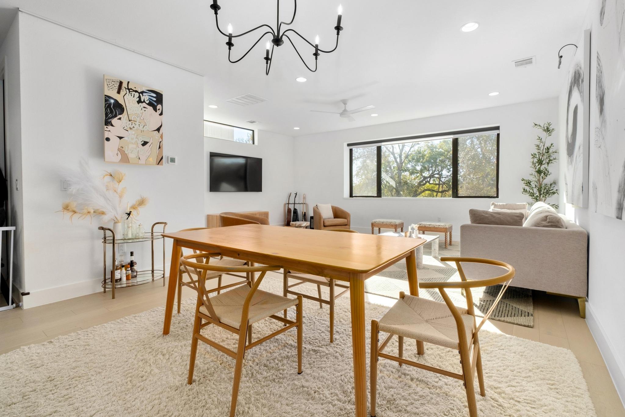 3406 E 17th St # 4, Austin, TX 78721