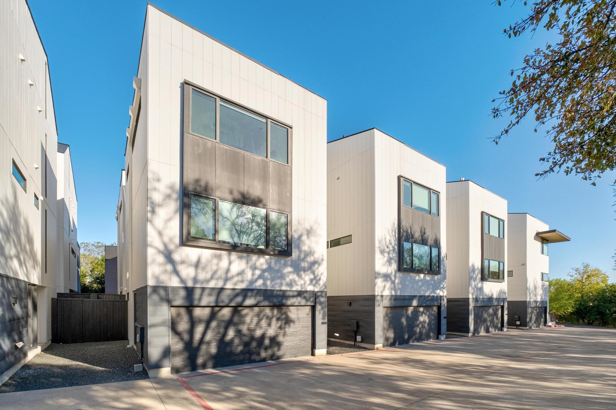 3406 E 17th St # 4, Austin, TX 78721