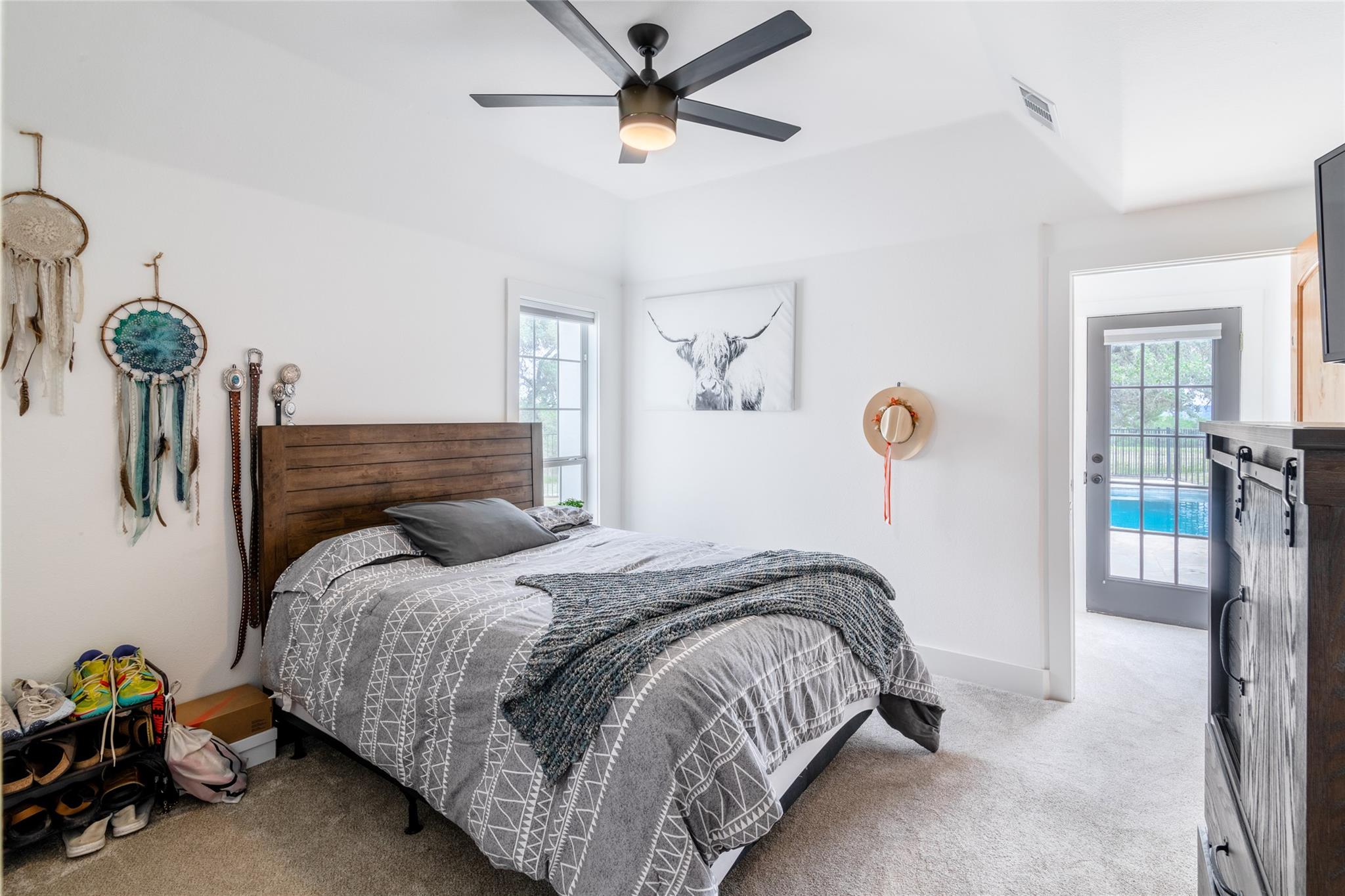 31 W VALLEY SPRINGS Rd, Wimberley, TX 78676