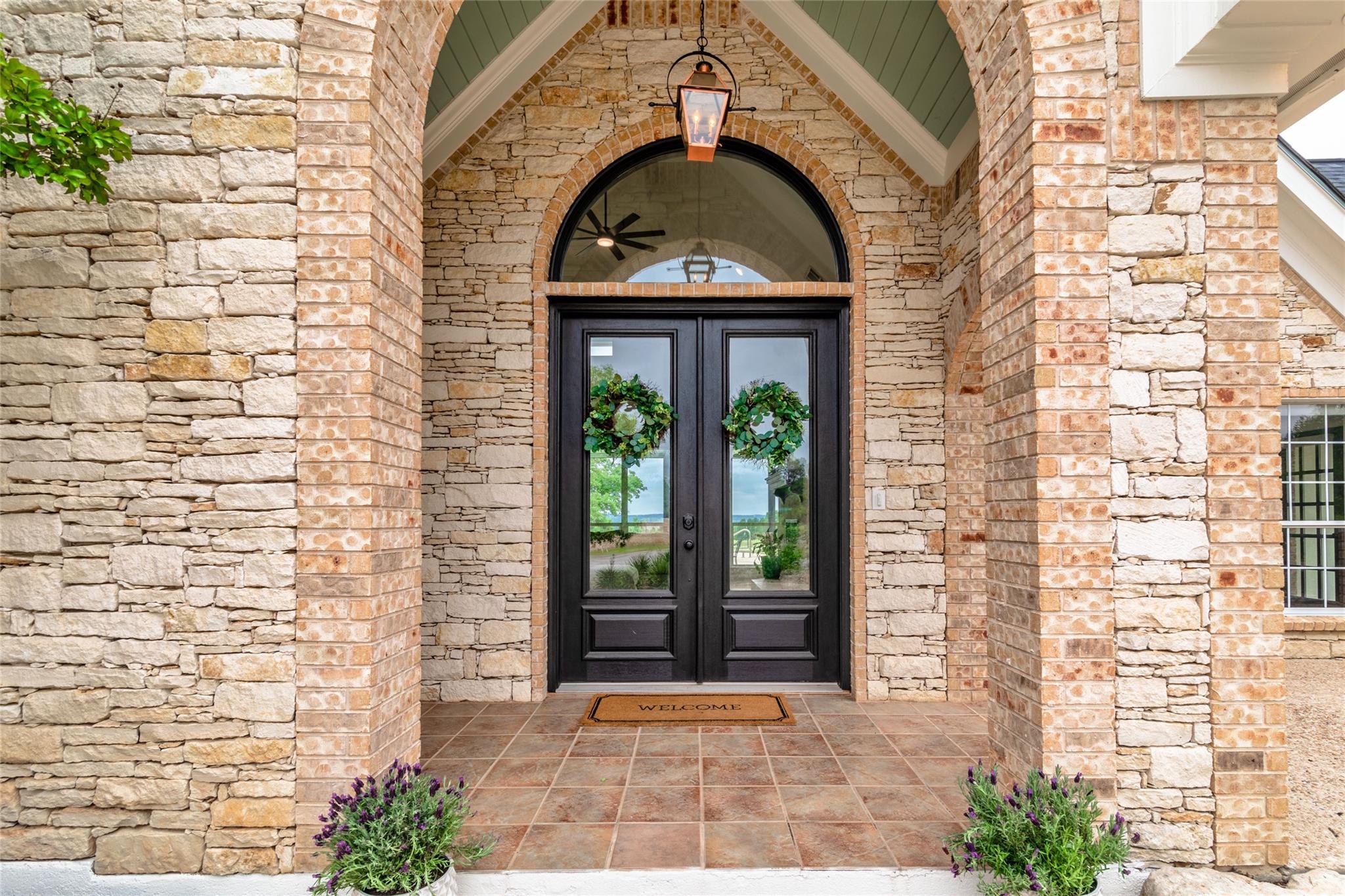 31 W VALLEY SPRINGS Rd, Wimberley, TX 78676